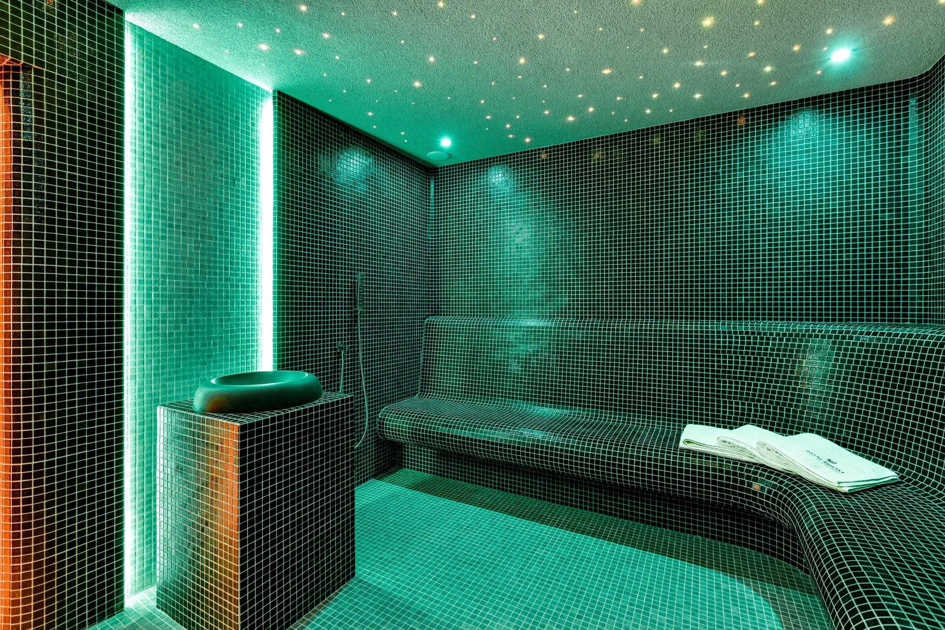 Podhůří polských Krkonoš pro pár i rodinu: jídlo, neomezený wellness i zábavní centrum a až 2 děti do 17,9 let zdarma