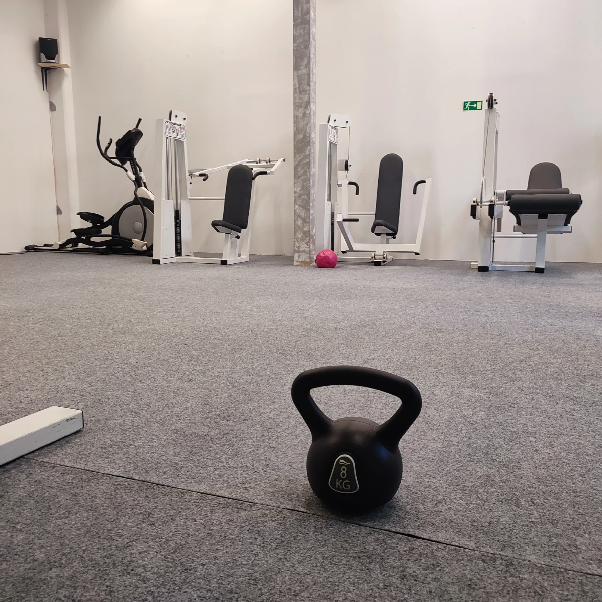 10 vstupů do tělocvičny pro ženy: lekce pro štíhlý pas, pilates, kruháč i posilovna