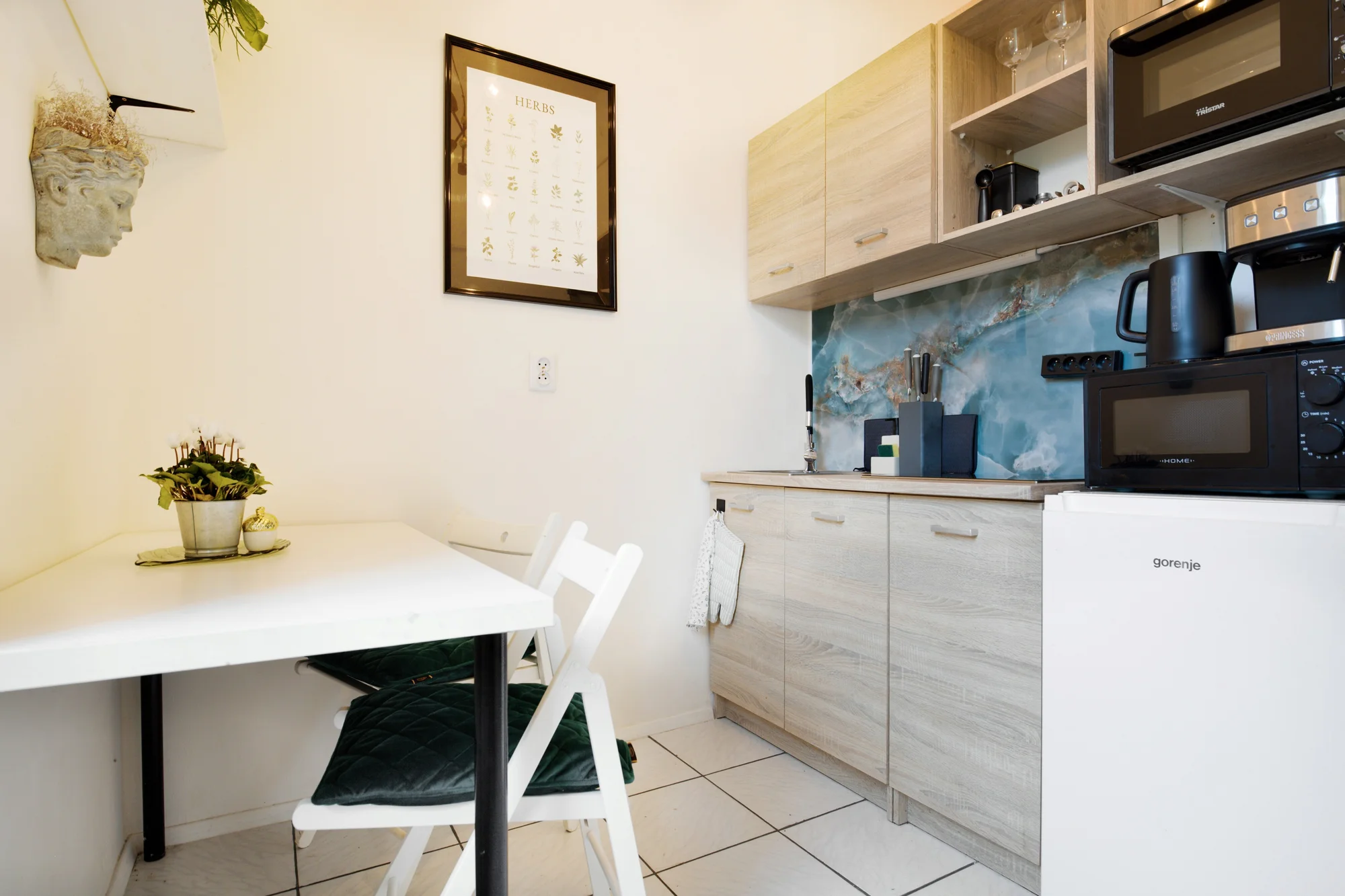 Wellness pobyt v Děčíně: mezonetový apartmán, privátní sauna a vířivka, romantický balíček