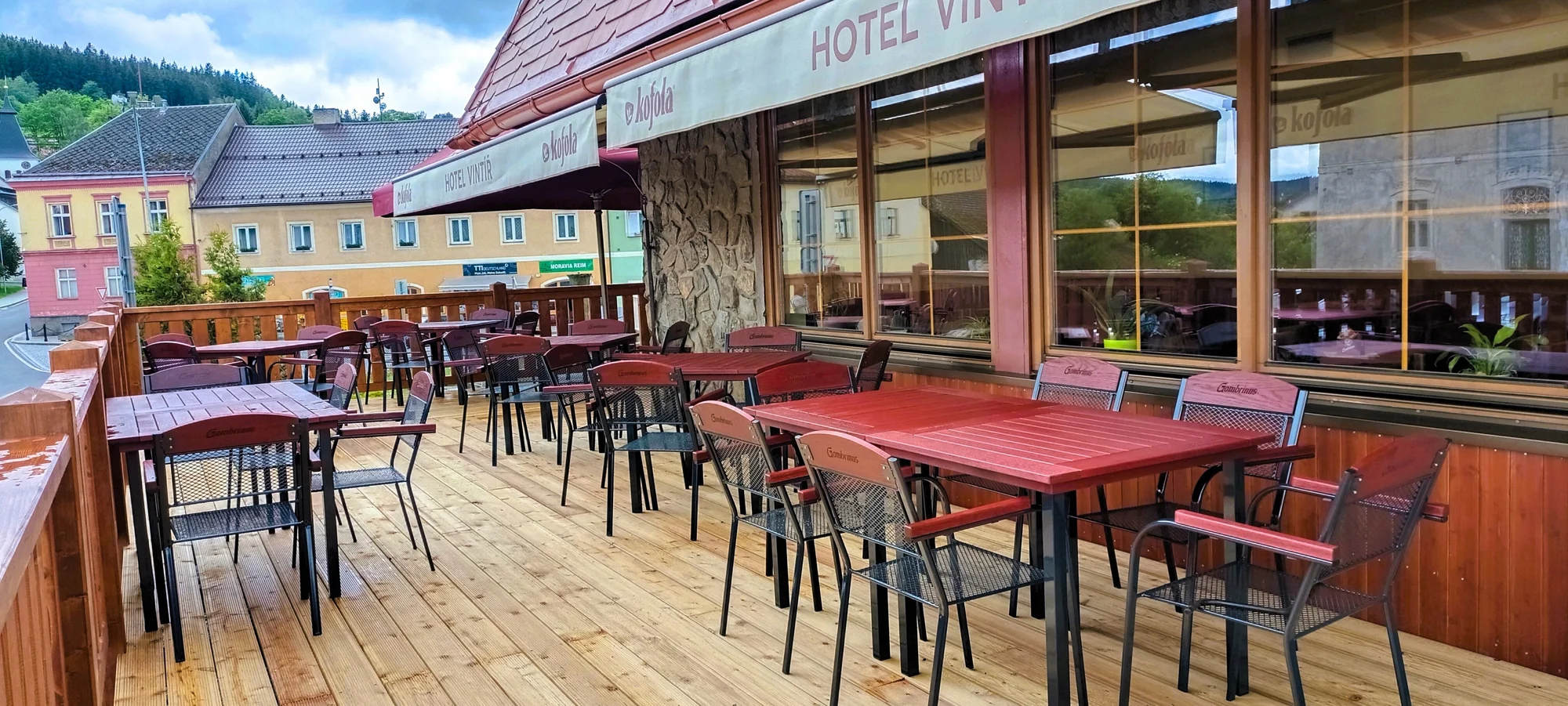 Aktivní dovolená na Šumavě: hotel v Hartmanicích se snídaní či polopenzí