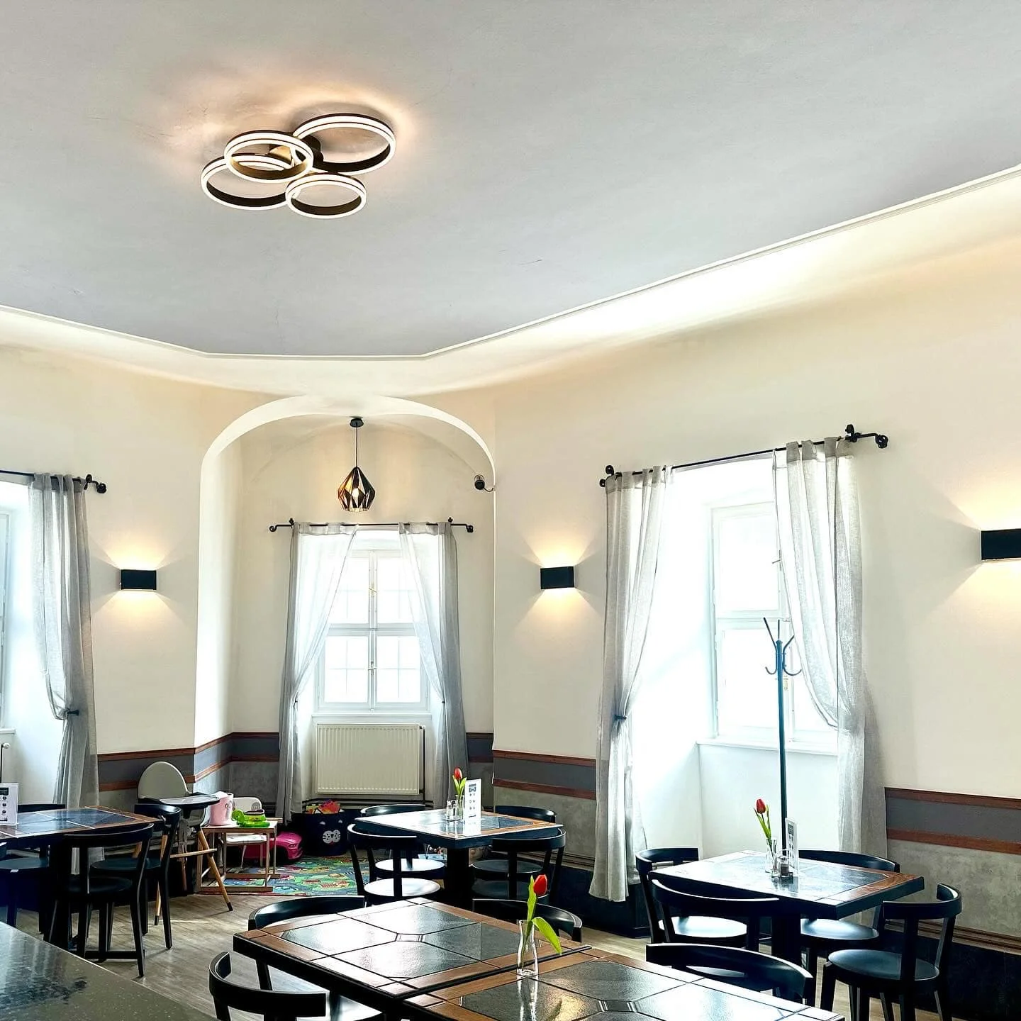 Vouchery na jakékoli pokrmy v hodnotě 500-1000 Kč do restaurace v centru Mikulova