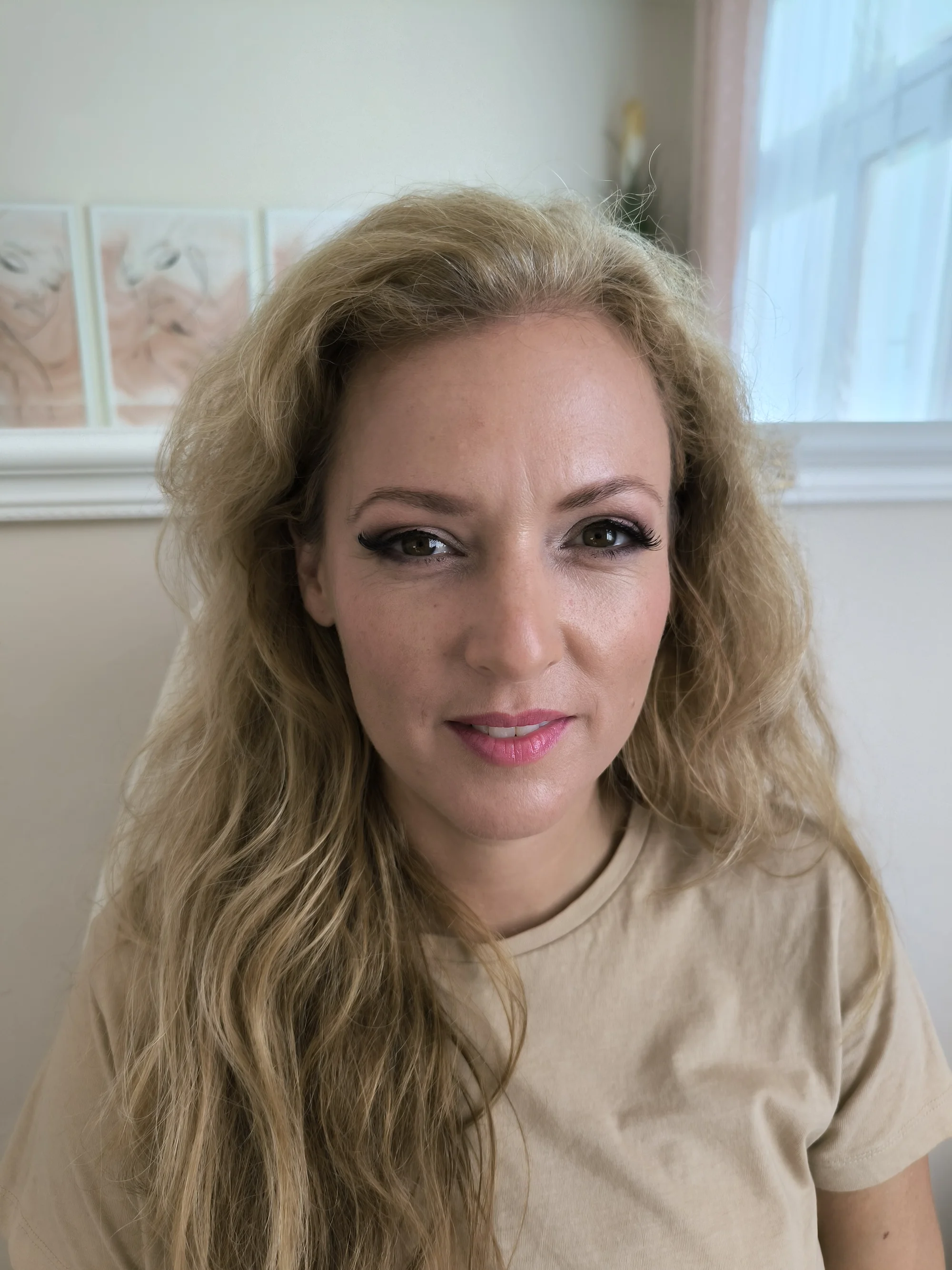 Tipy a triky v nanášení make-upu: individuální kurz líčení pro 1 i 2 osoby