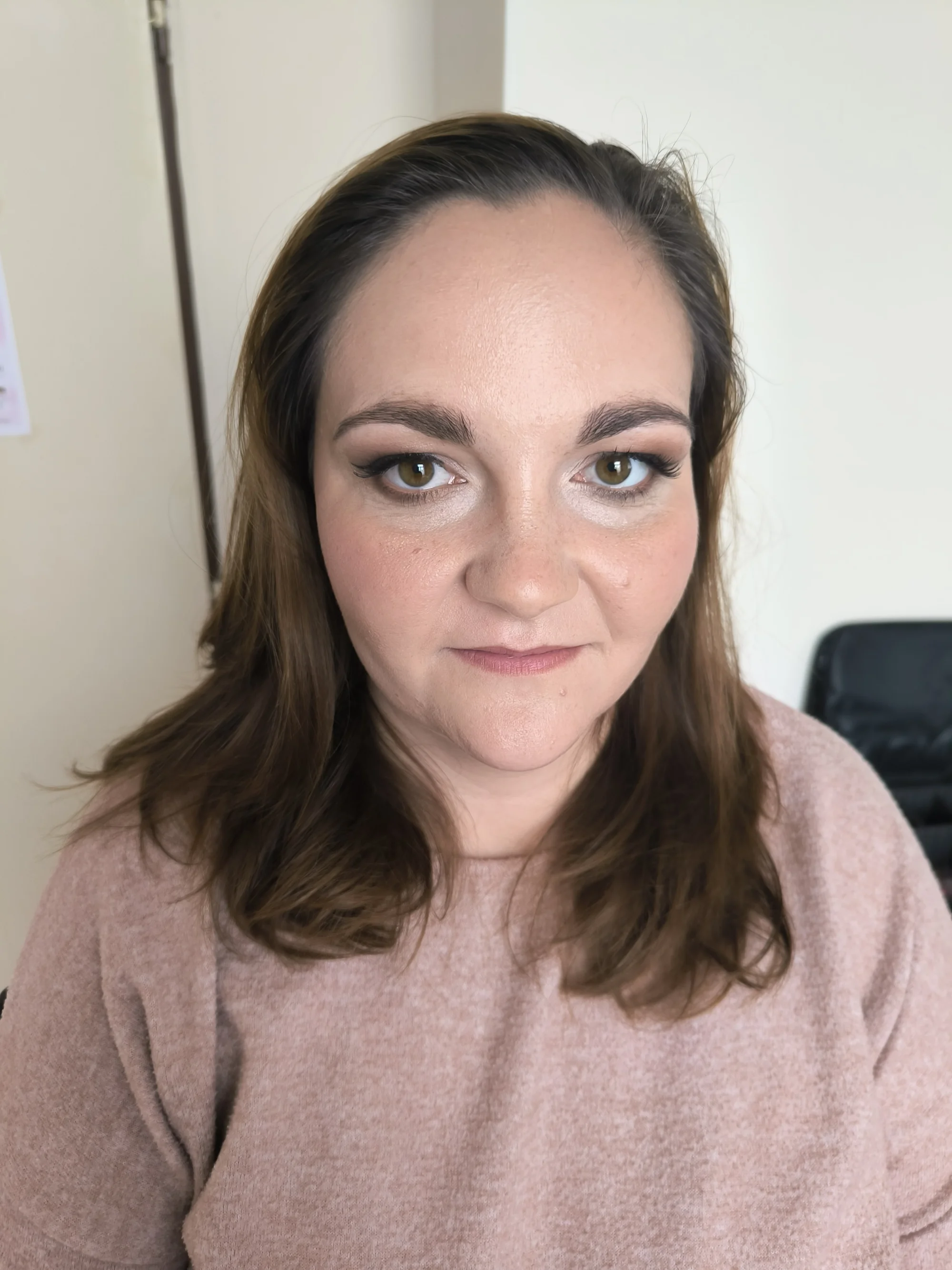 Tipy a triky v nanášení make-upu: individuální kurz líčení pro 1 i 2 osoby