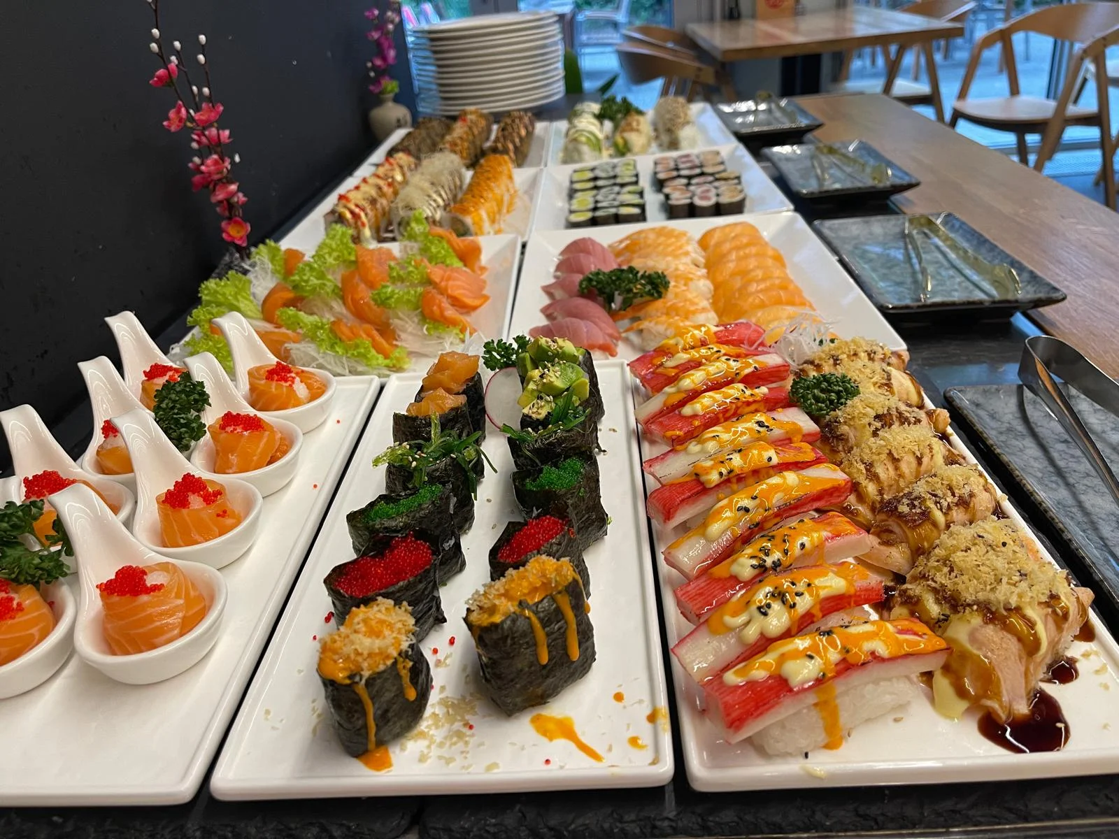 All you can eat bufet v Karlíně: asijská kuchyně, sushi, saláty a další dobroty