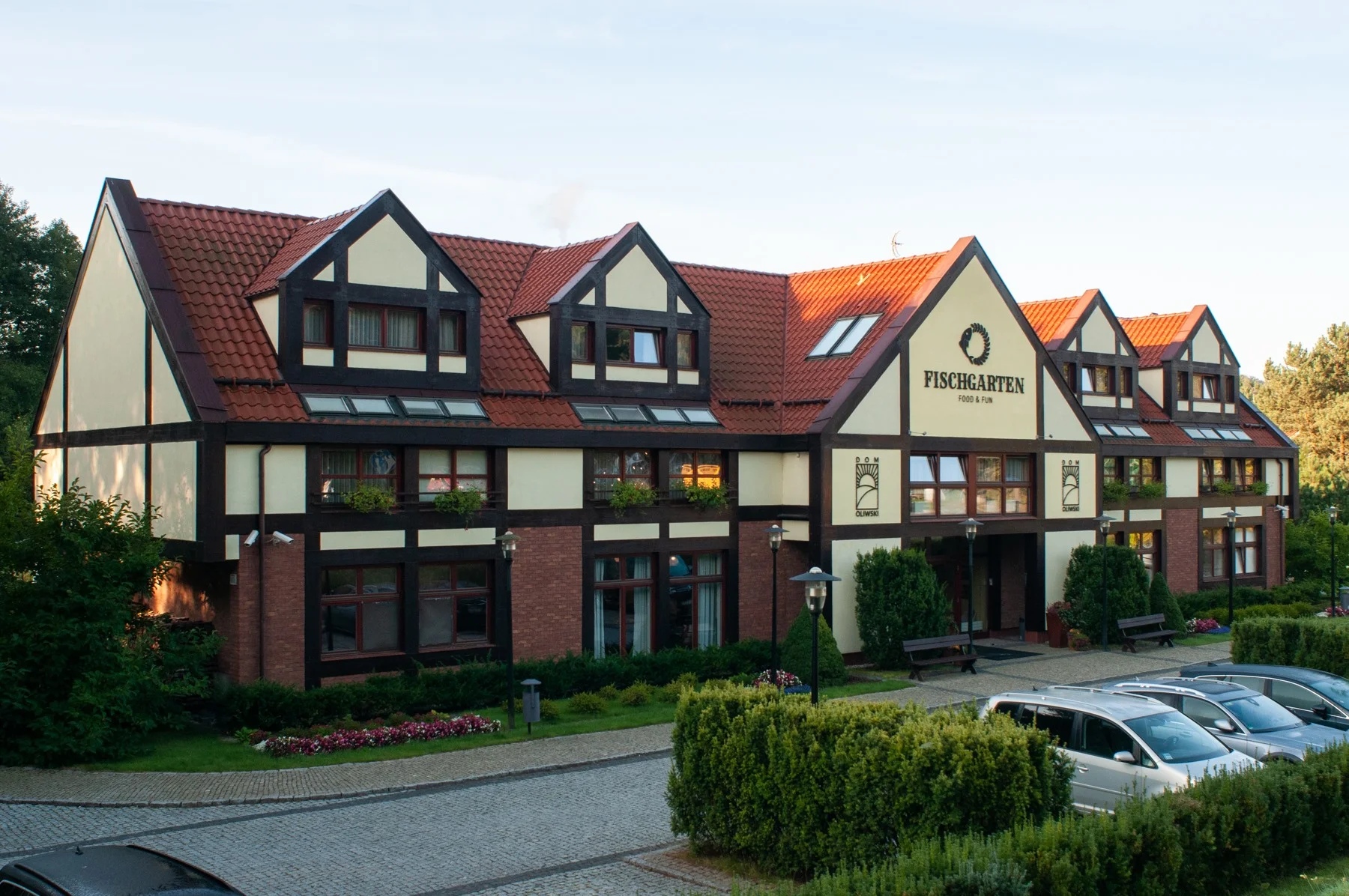 Dovolená u Baltu: hotel v Gdaňsku 10 km od historického centra, 14 km od Gdyně a 4 km od pláže