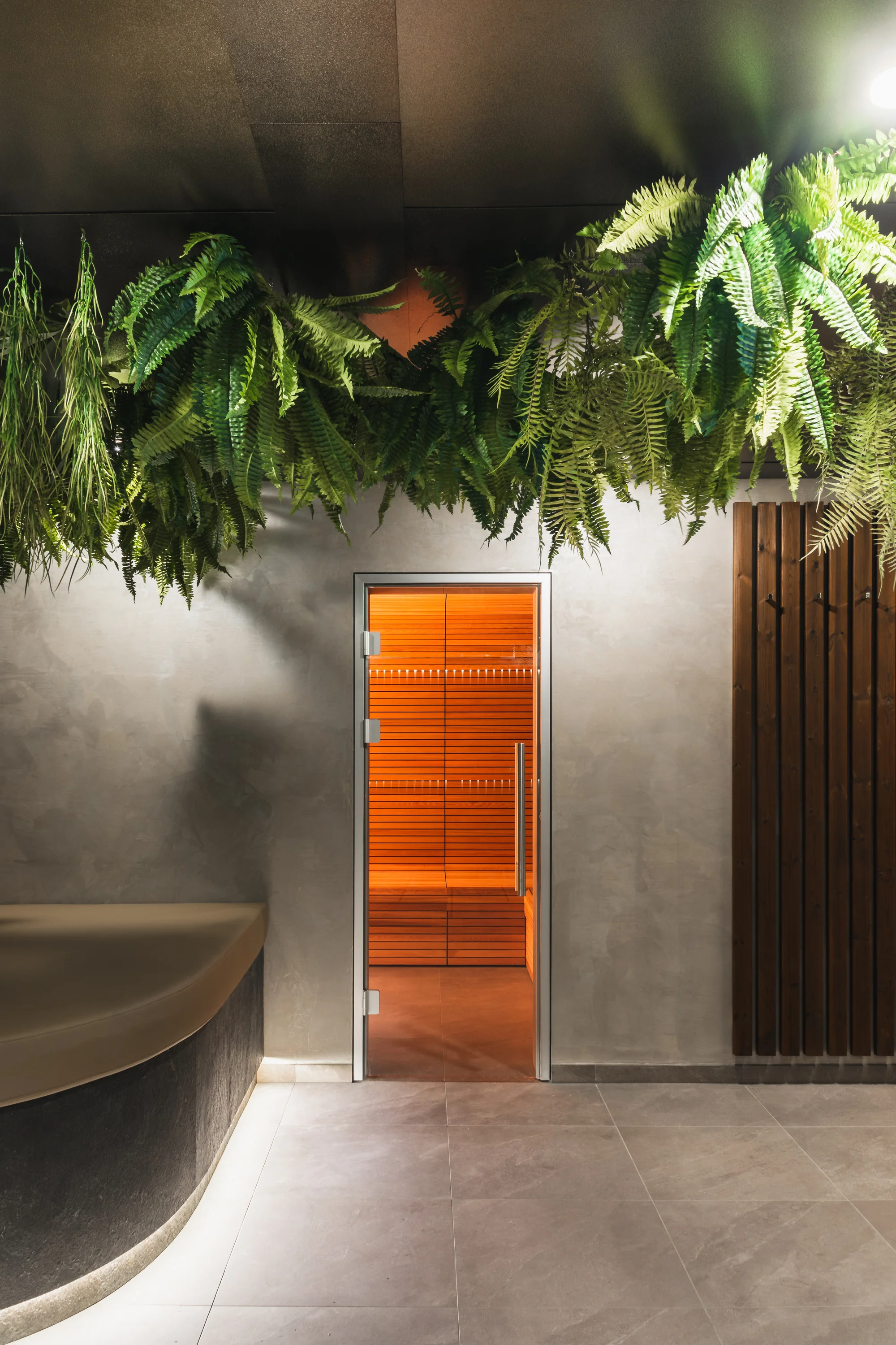 Elegantní privátní wellness pro dva na 2-3 hodiny: vířivka, sauna i lahev prosecca