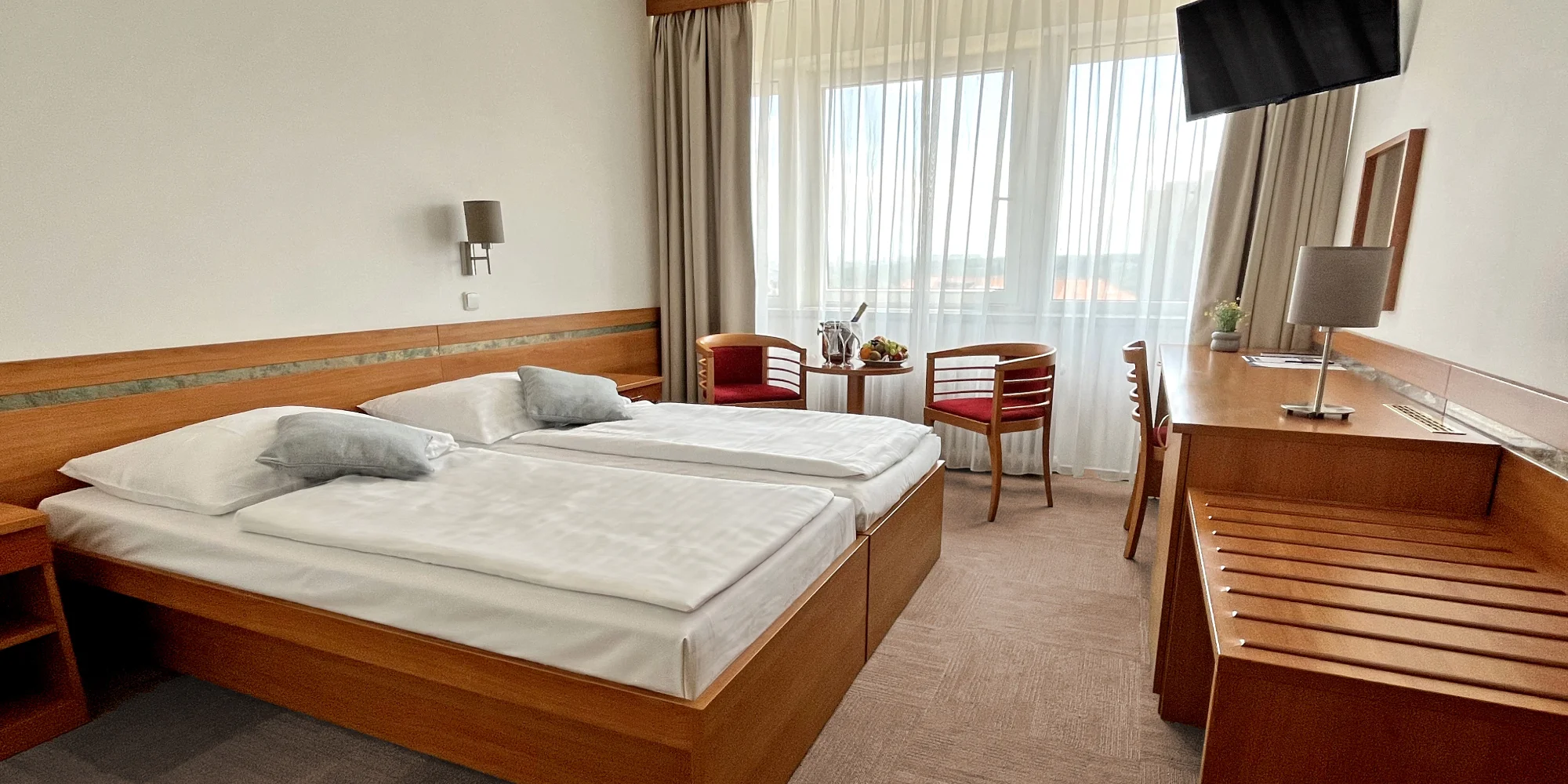 Pobyt v kongresovém hotelu v Praze se snídaní, 100 m od metra Budějovická
