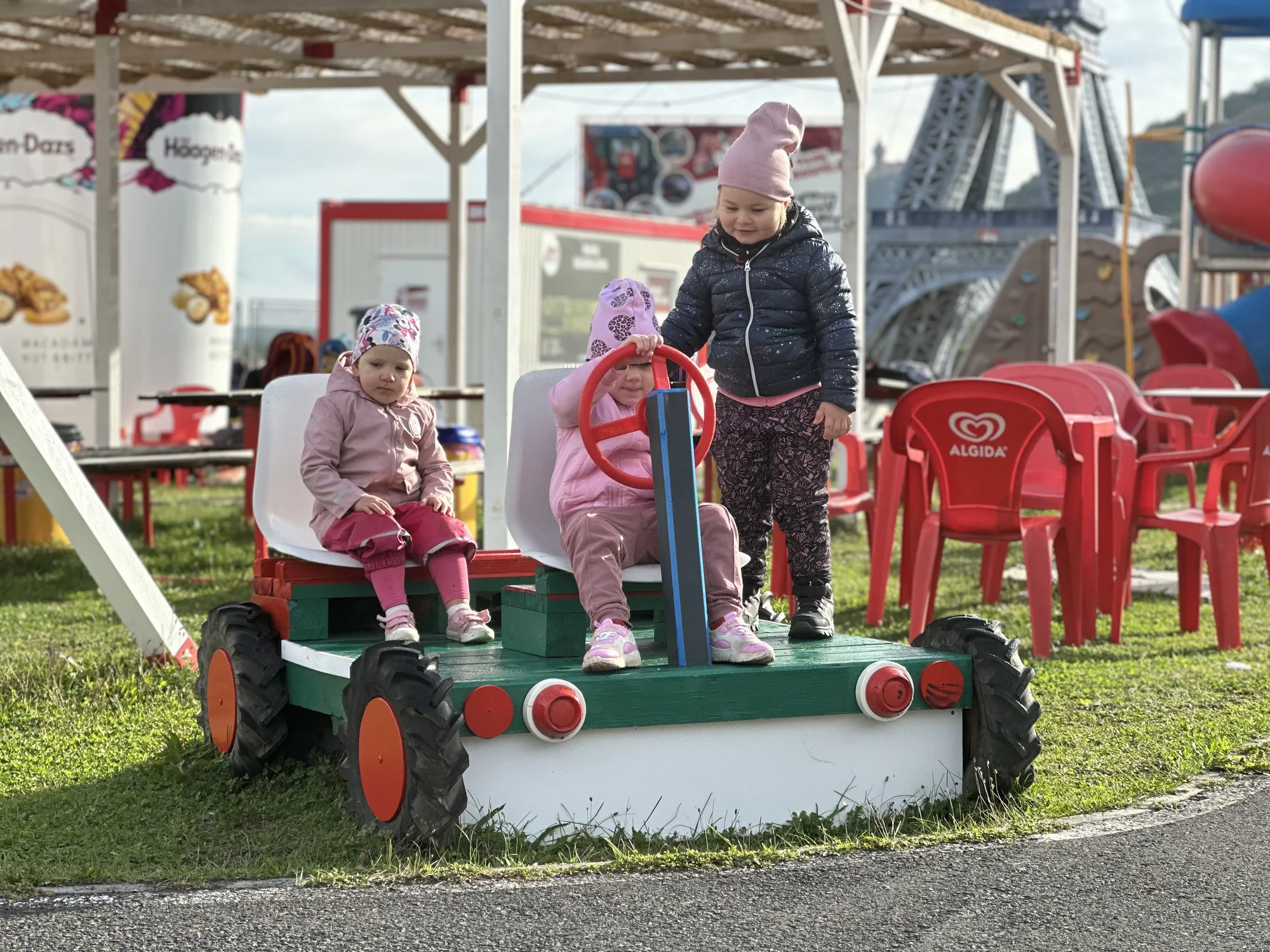 Vstup do BagrParku pro děti i dospělé: zábavní park, kde zkusíte řídit stavební stroje