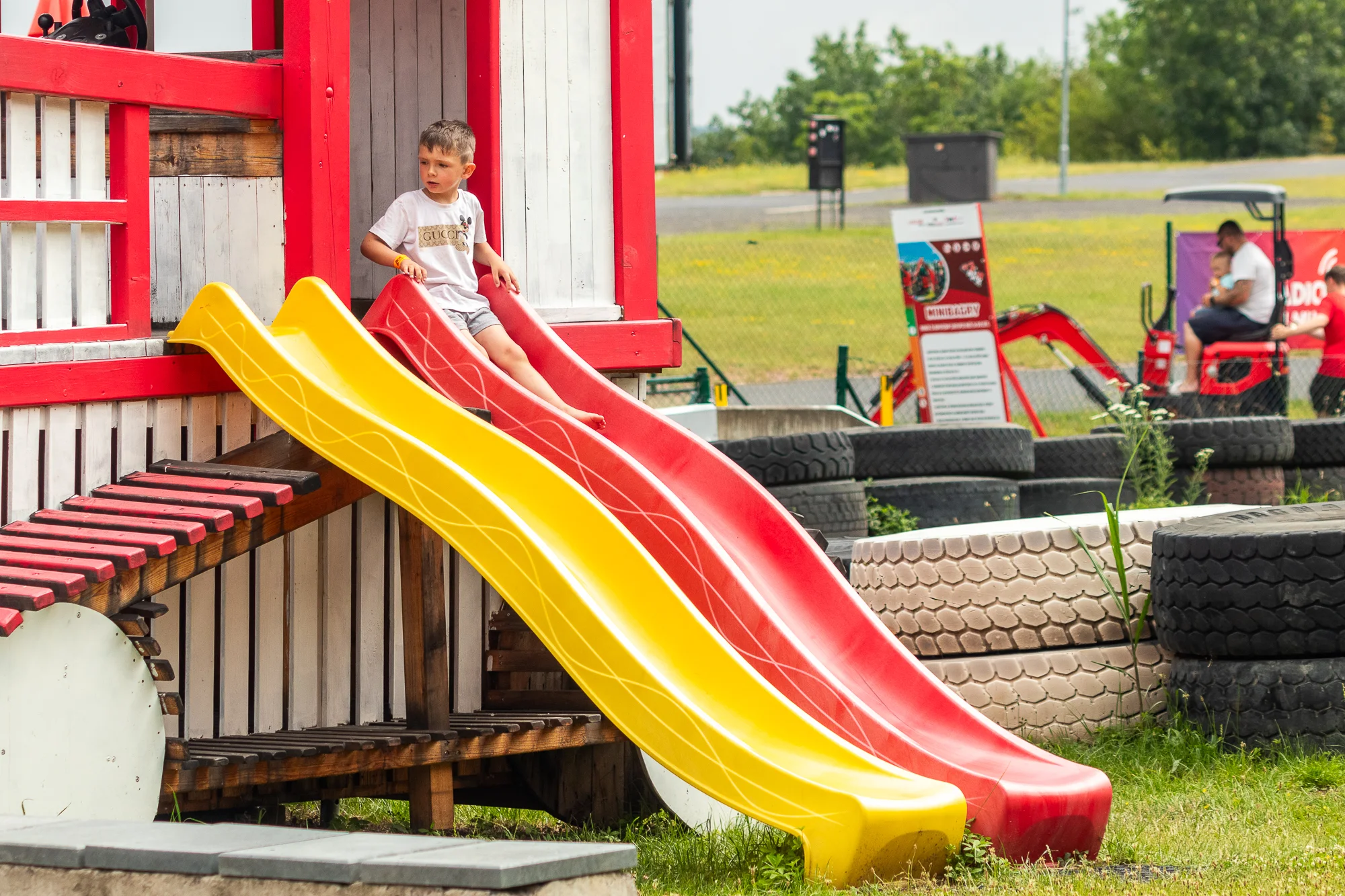 Vstup do BagrParku pro děti i dospělé: zábavní park, kde zkusíte řídit stavební stroje