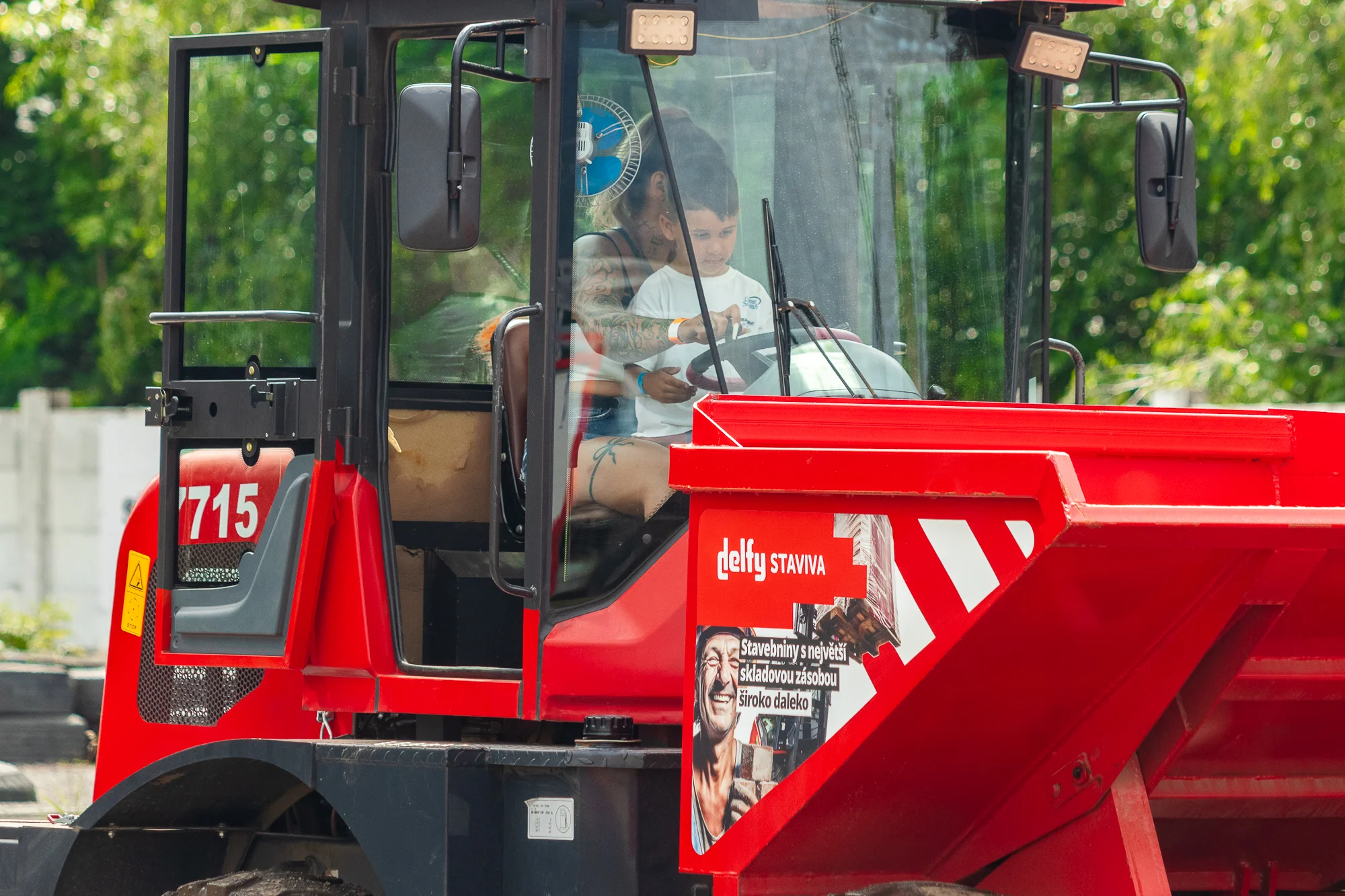 Vstup do BagrParku pro děti i dospělé: zábavní park, kde zkusíte řídit stavební stroje