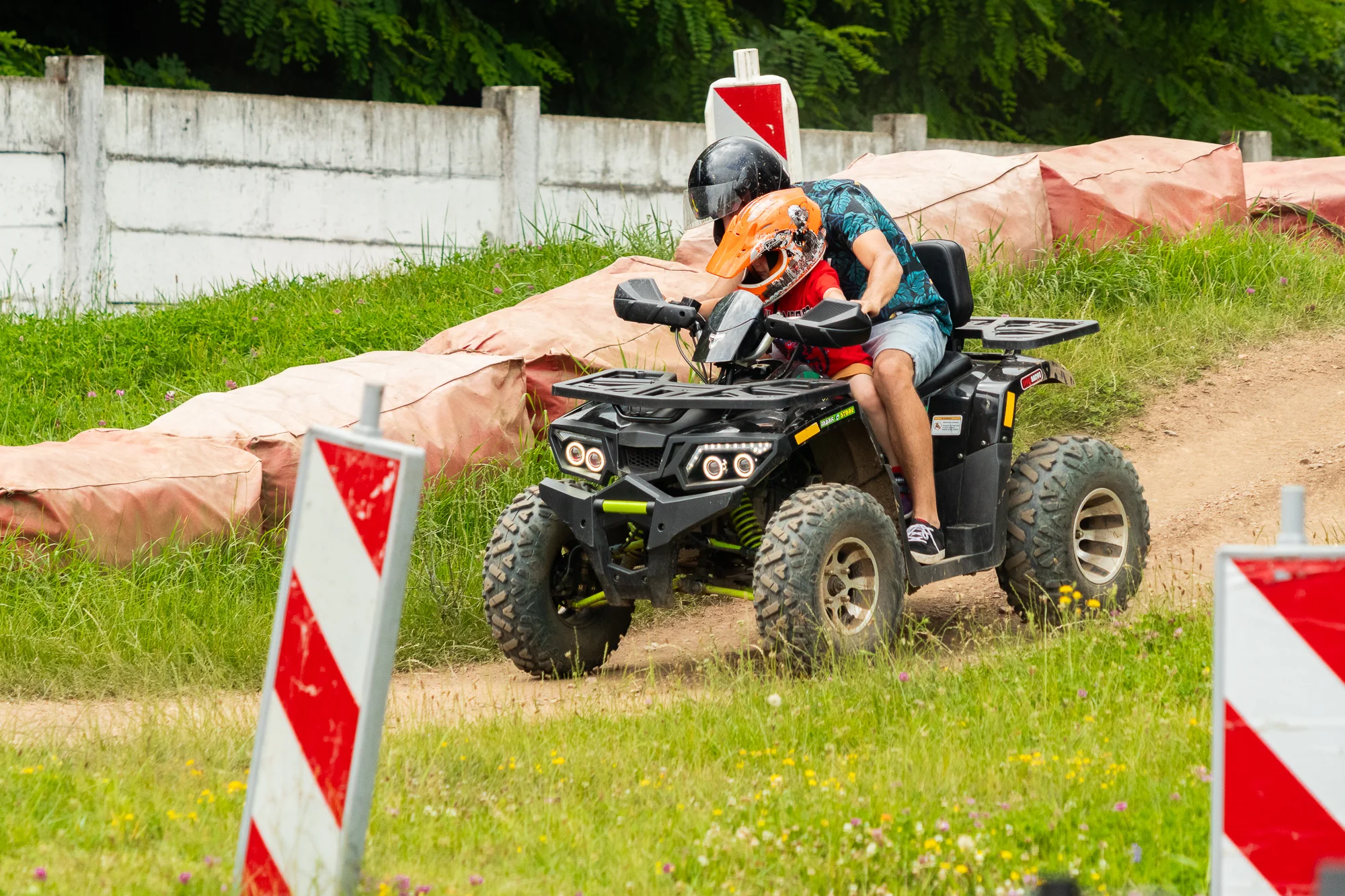 Vstup do BagrParku pro děti i dospělé: zábavní park, kde zkusíte řídit stavební stroje