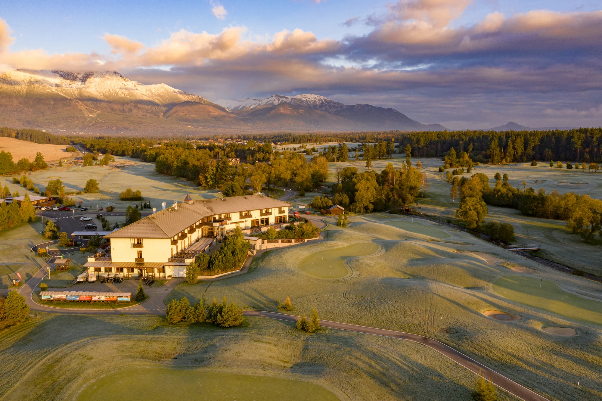 Luxusní pobyt ve Vysokých Tatrách: neomezený wellness, golf i polopenze