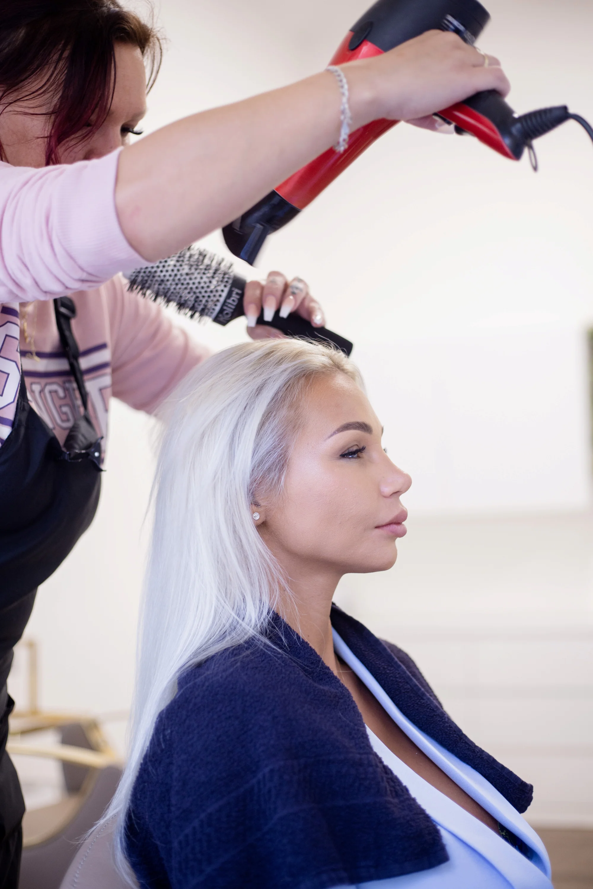 Kompletní péče o vlasy: střih, čištění, regenerace i barvení, balayage či shatush