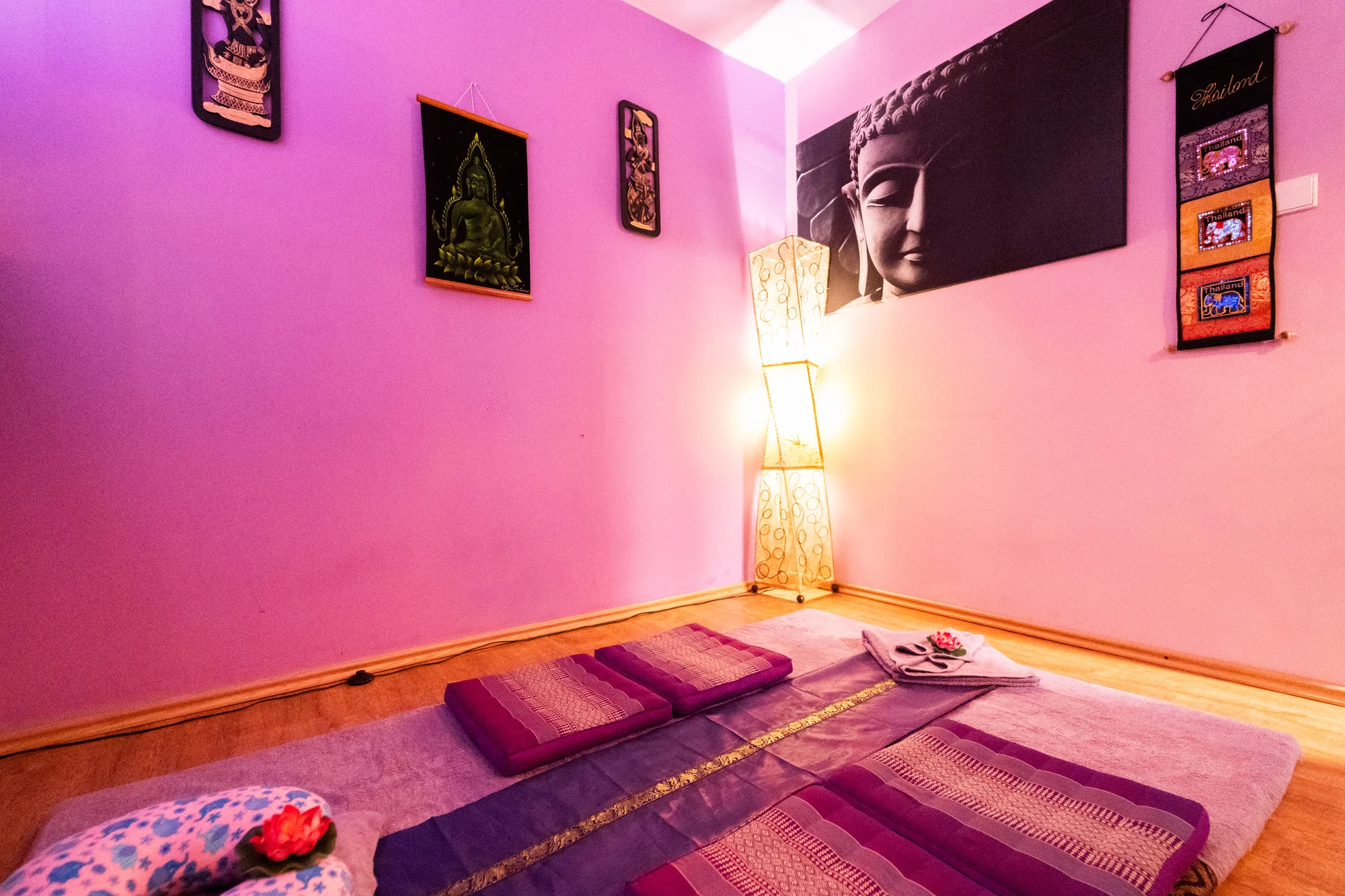 Thajské masáže: 30 až 90 minut relaxační olejové, antistresové či originální thai masáže