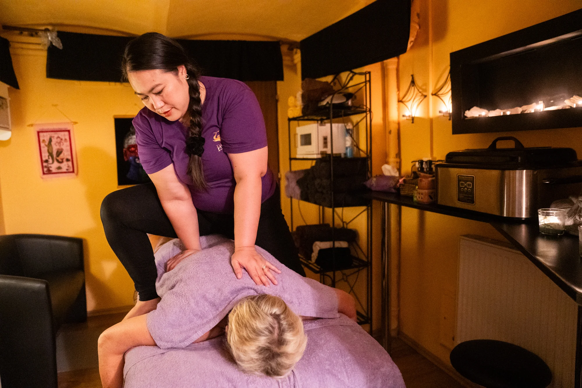 Thajské masáže: 30 až 90 minut relaxační olejové, antistresové či originální thai masáže