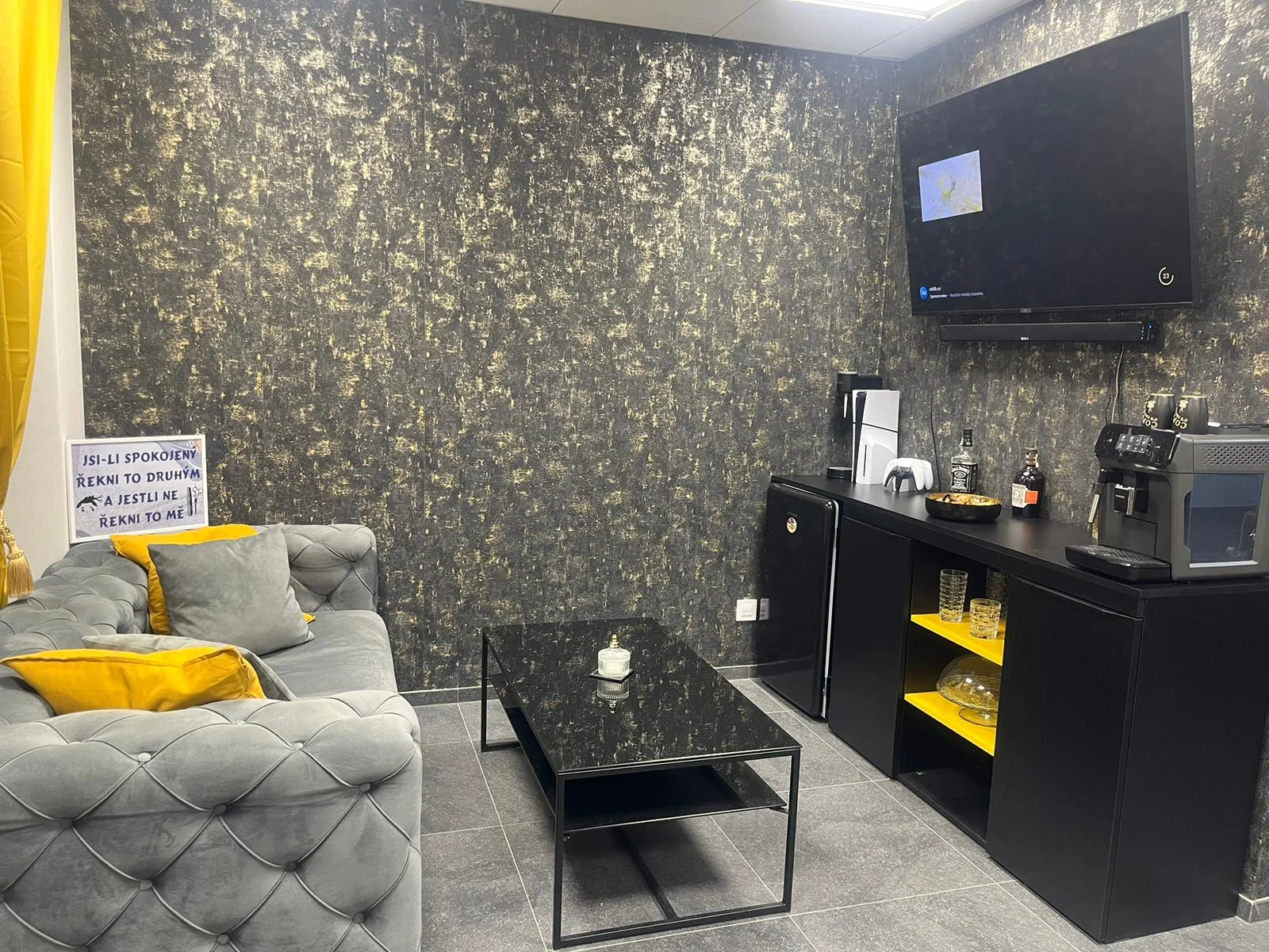 Barber péče v centru Brna: úprava vousů, střih i kompletní balíček