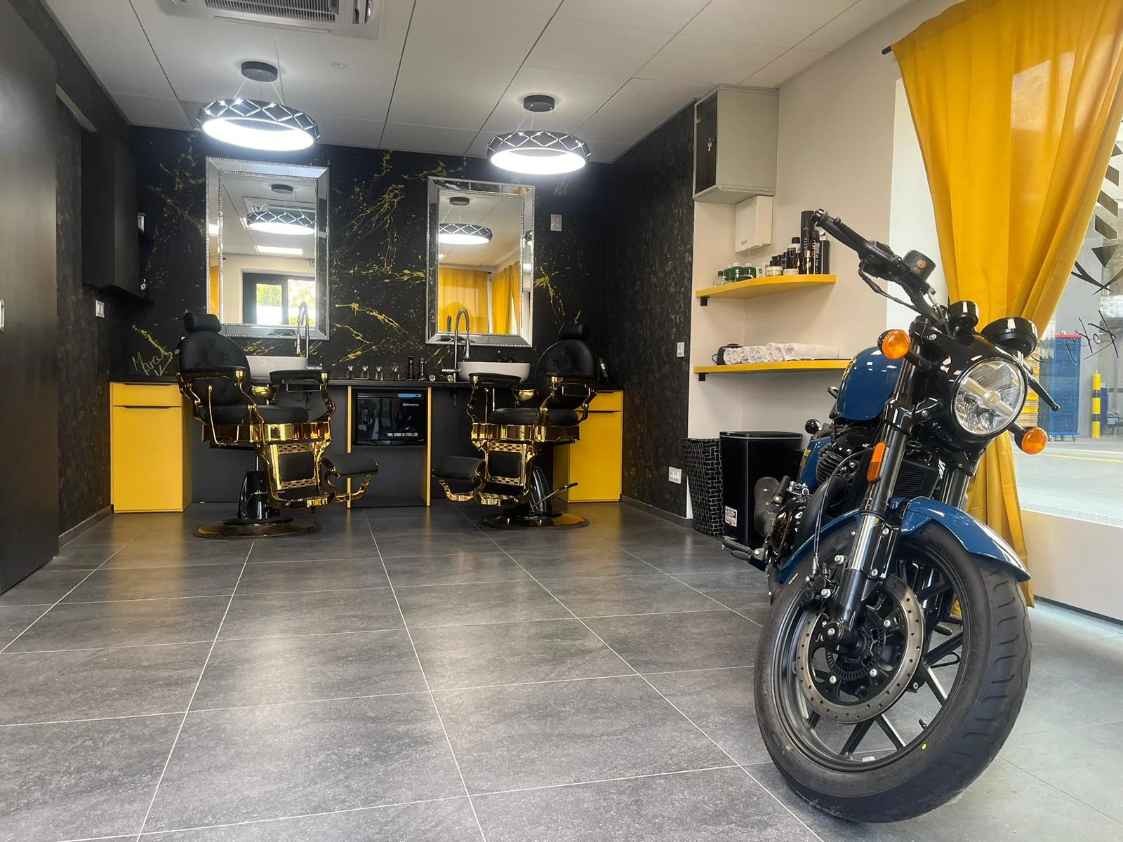 Barber péče v centru Brna: úprava vousů, střih i kompletní balíček