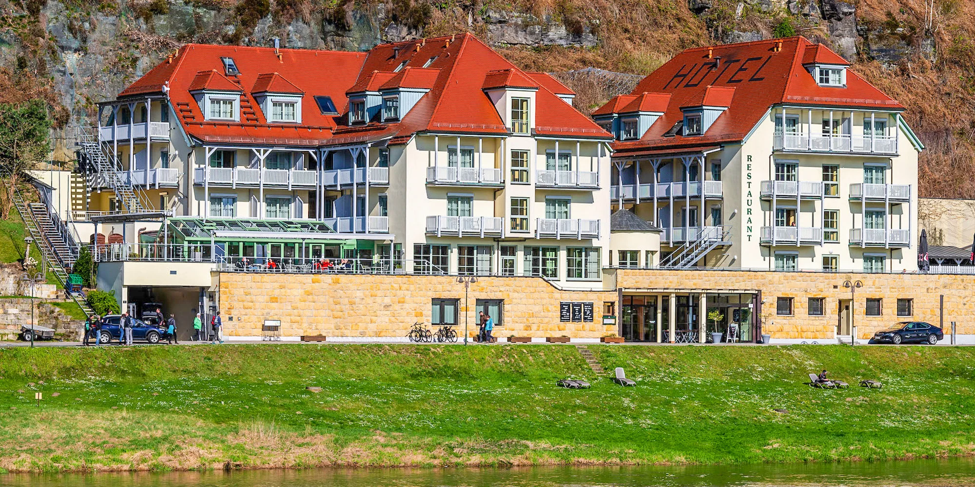 Hotel na břehu Labe v Saském Švýcarsku: polopenze a neomezený wellness