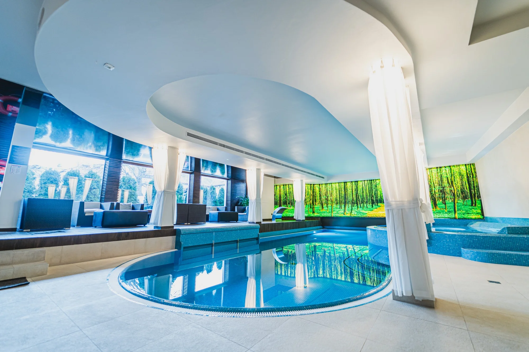 Luxusní hotel v polském Řešově: snídaně či polopenze, wellness a památky
