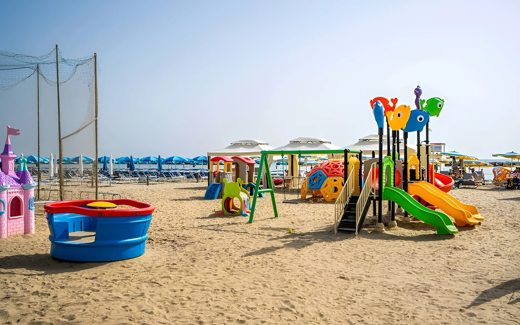 Rodinná all inclusive dovolená v Itálii: 3* hotel přímo na pláži, animace, dítě zdarma