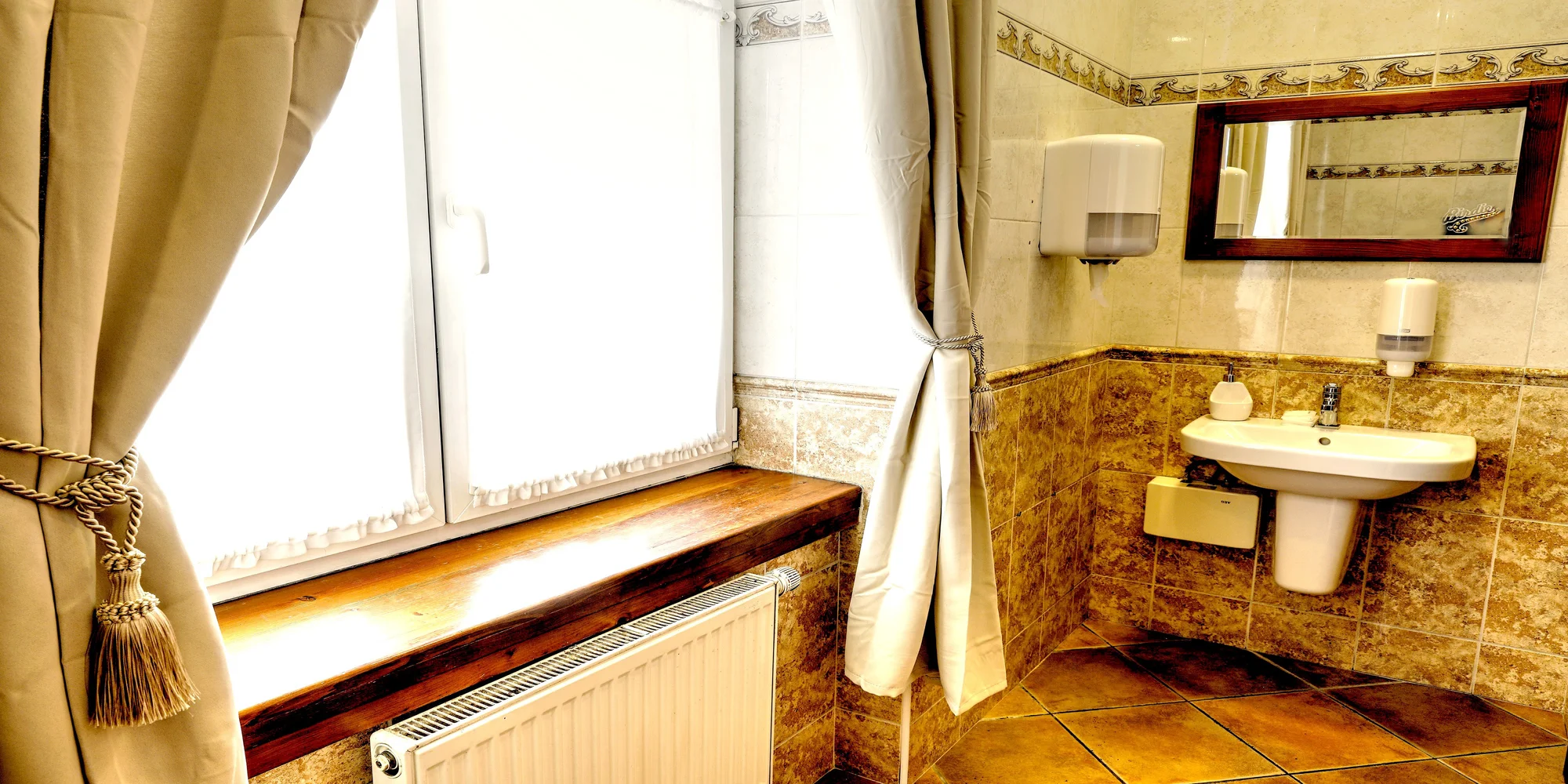 Wellness pobyt v Pardubicích: pokoje či domek s vířivkou a saunou, solná jeskyně i privátní wellness