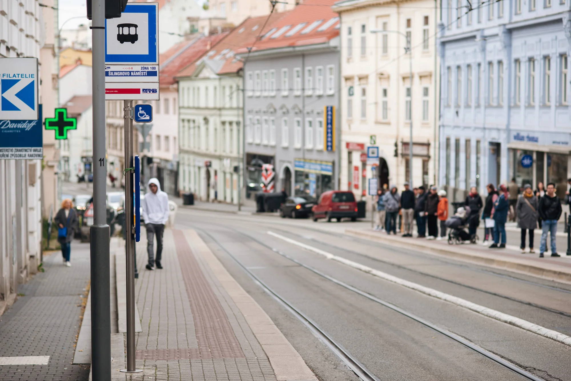 Bez objednání předem: kompletní střih, mytí i foukaná pro dámy, 10% sleva na barvu a melír