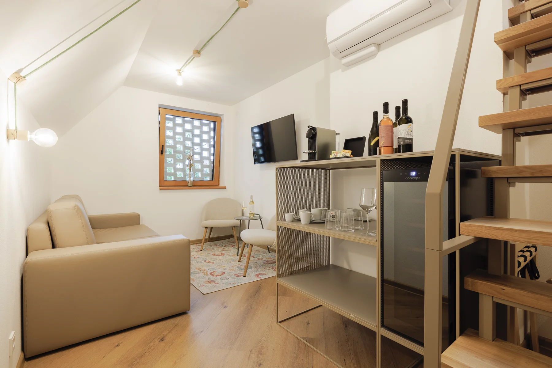 Krásný boutique penzion ve Velkých Bílovicích s vinným sklípkem a barem