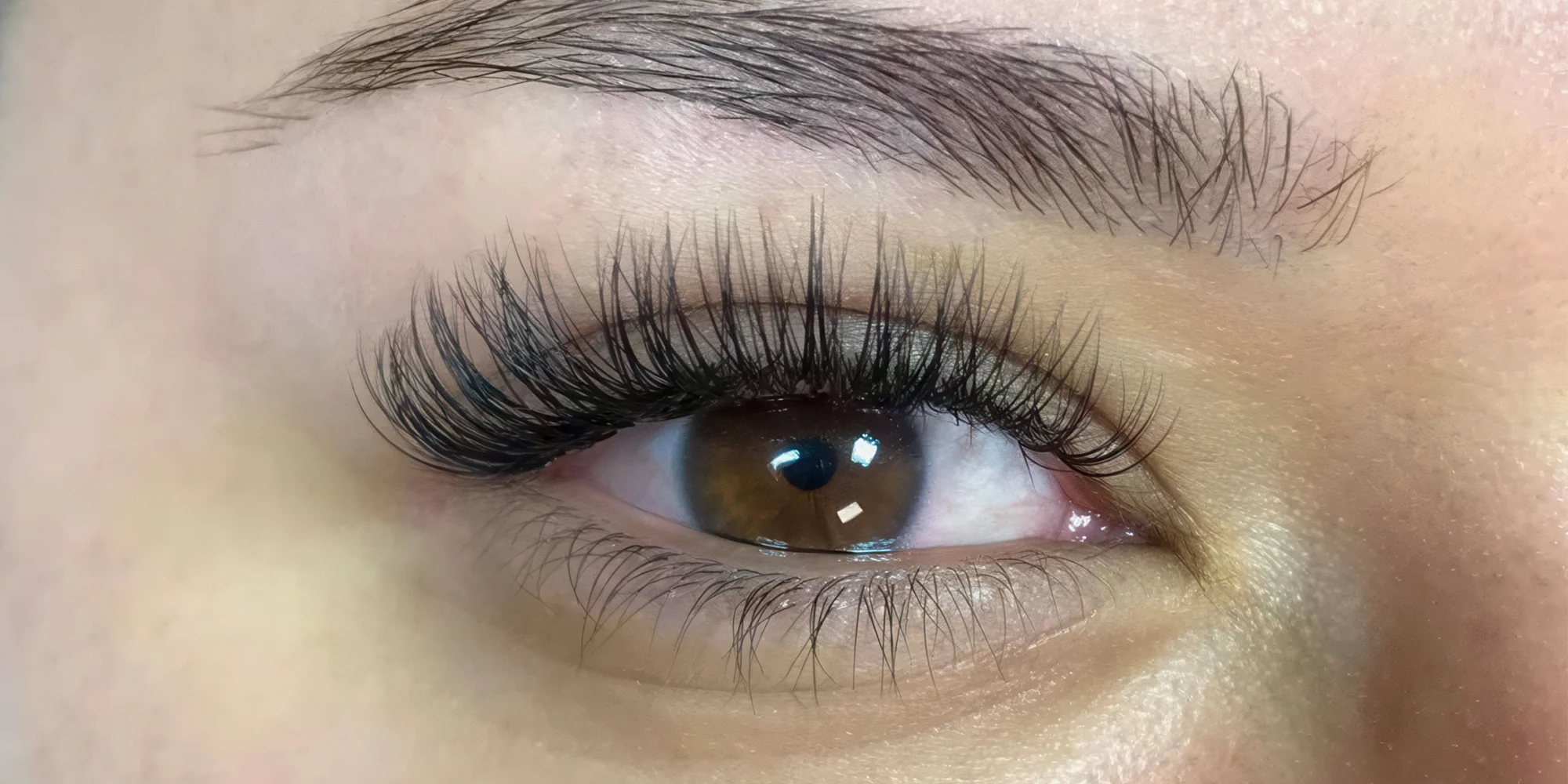 Prodloužení řas metodou řasa na řasu či 4D-5D nebo jejich doplnění