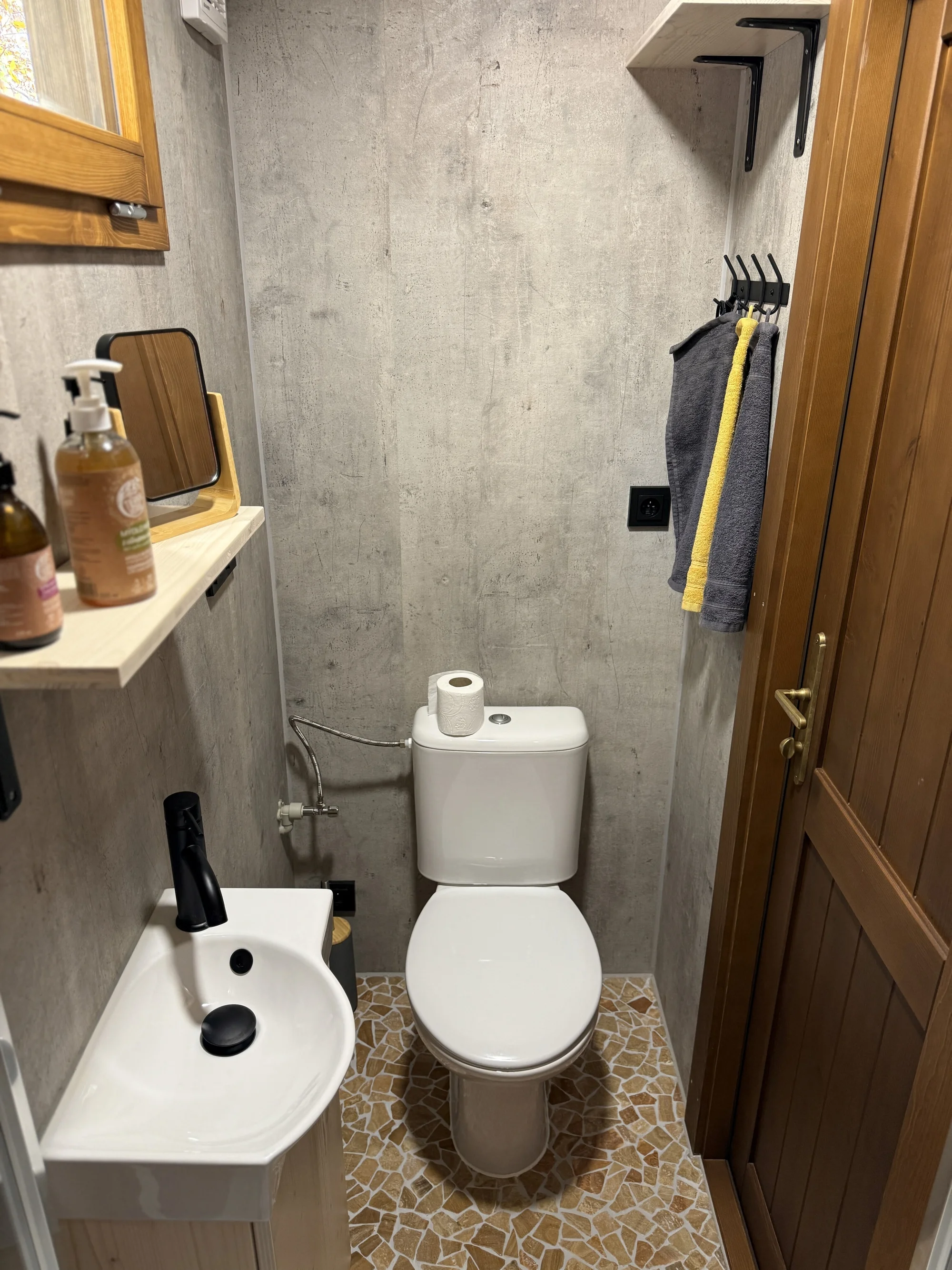 Netradiční pobyt s výhledem na Ještěd: luxusní maringotka až pro 3 osoby
