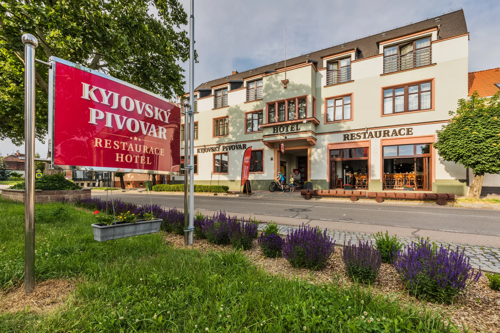 Pivní lázeň a slavnostní tříchodové menu v Kyjovském pivovaru pro 2 osoby