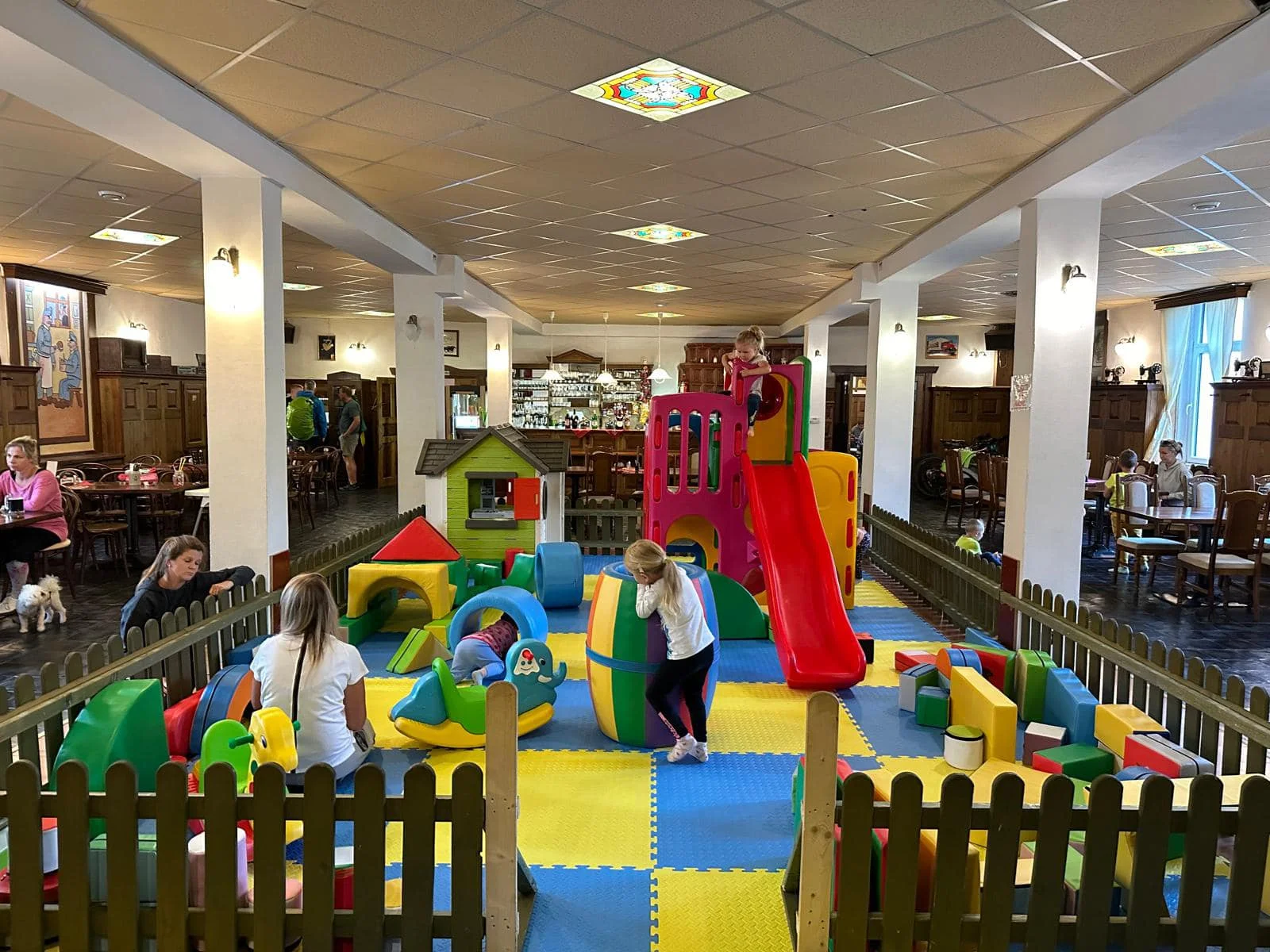 Rodinný pobyt na Bublavě v Krušných horách: pohodový baby friendly hotel se snídaní
