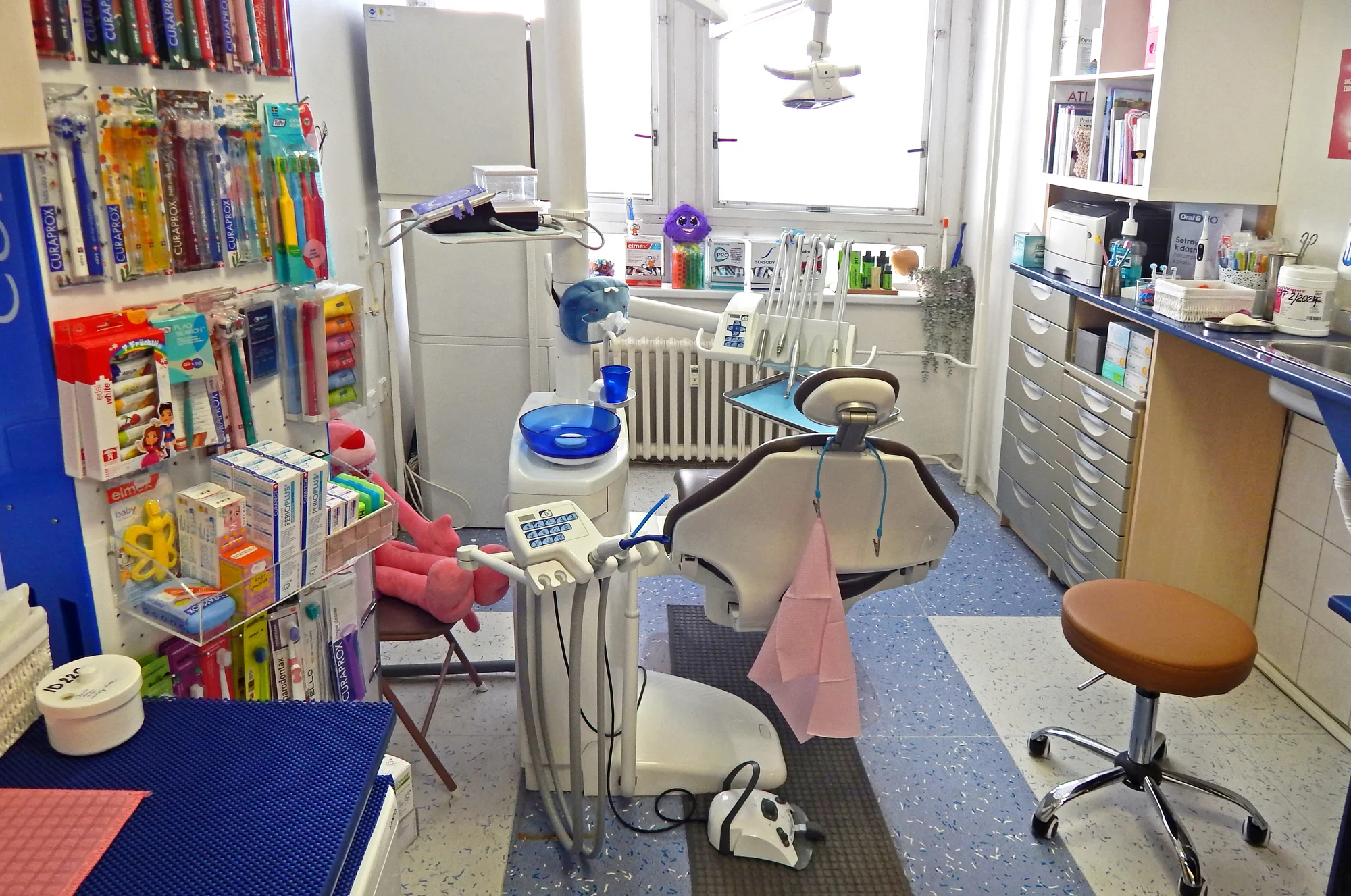 Vstupní vyšetření na dentální hygieně pro zářivý a zdravý úsměv