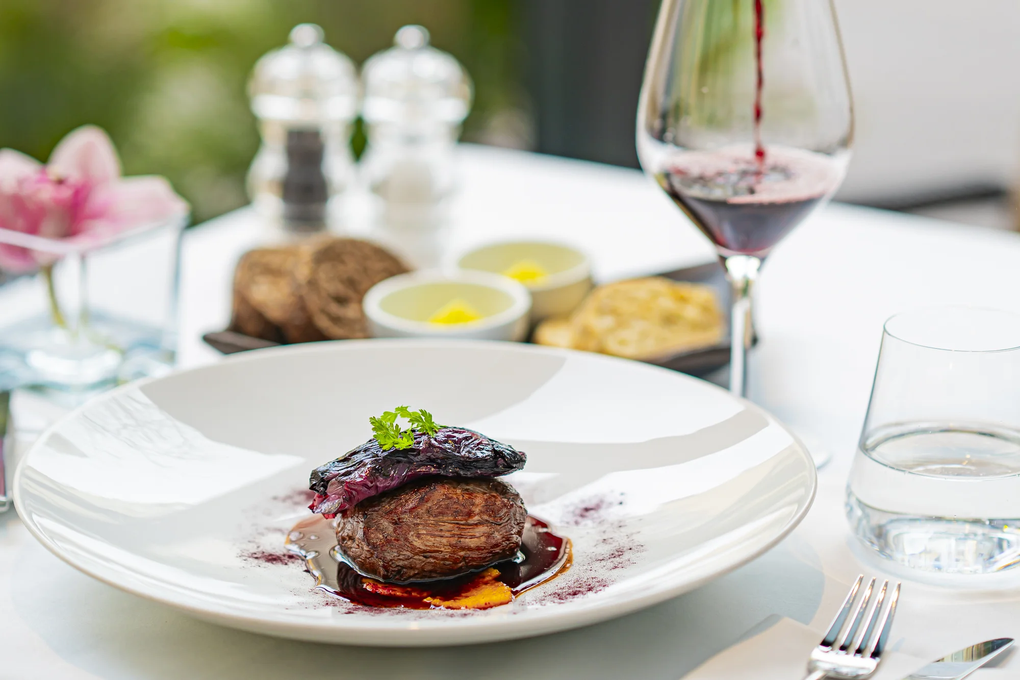 Luxusní gastronomie na dosah ruky: voucher na 1500 až 3000 Kč do oceňované restaurace Le Grill