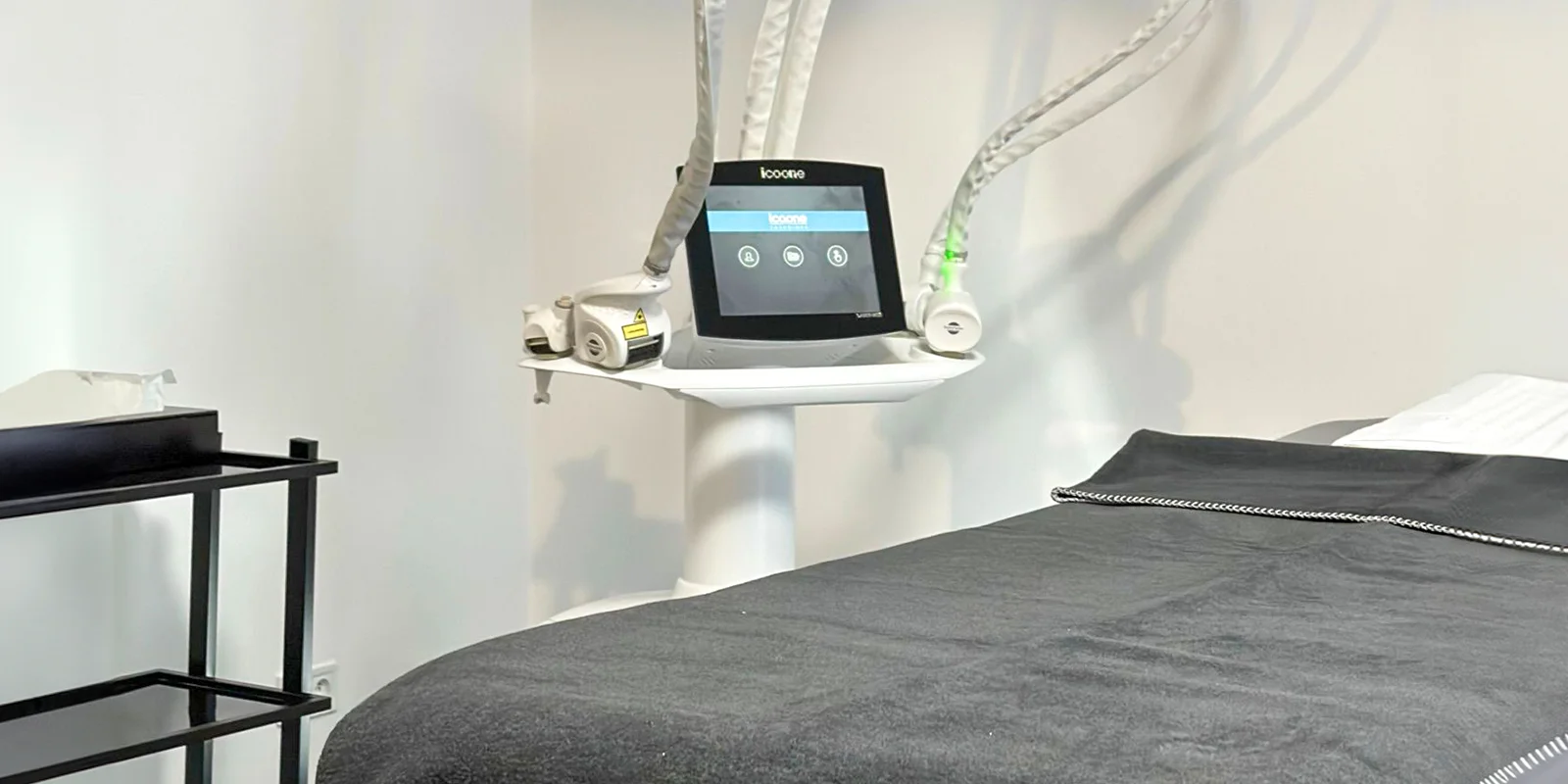 Zpevnění pokožky pomocí přístroje Icoone® Laser Med na moderní klinice: 45 min.
