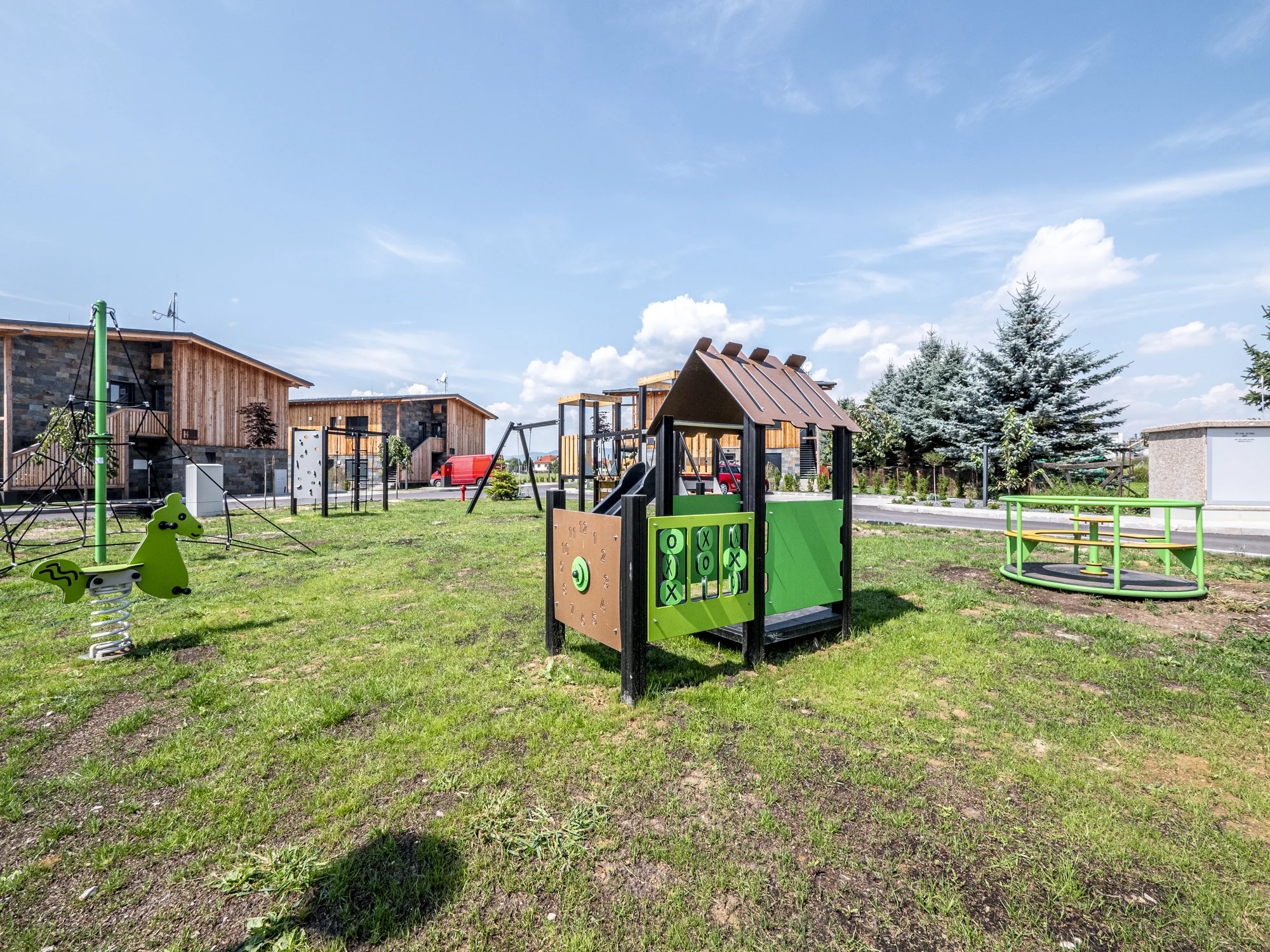 Slovenský ráj: rodinná dovolená v krásném apartmánu až pro 9 osob, terasa, dětské hřiště