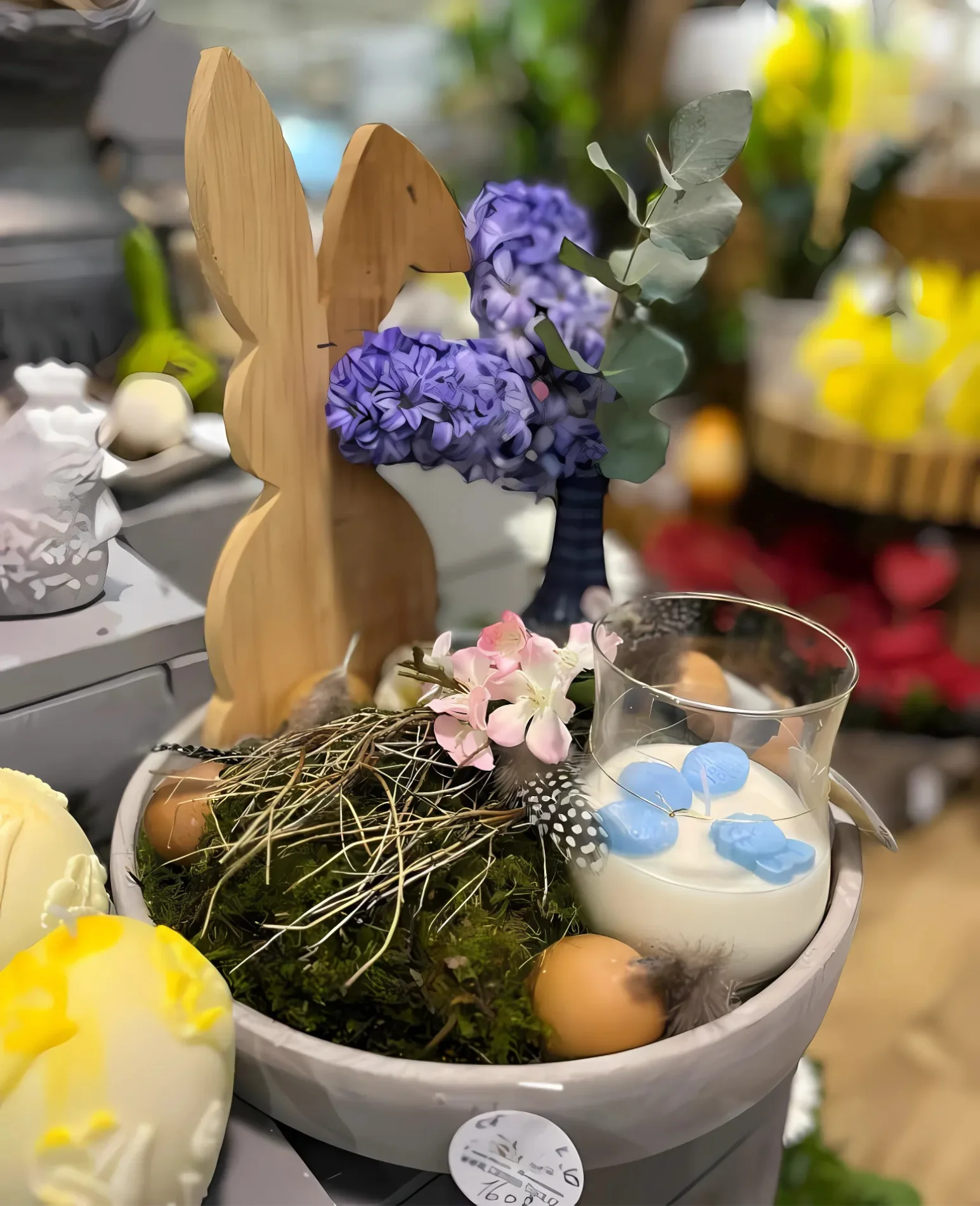 Workshop v květinářství Carmen Flora: mechové obrazy, svíčky, náramky i tématické dekorace