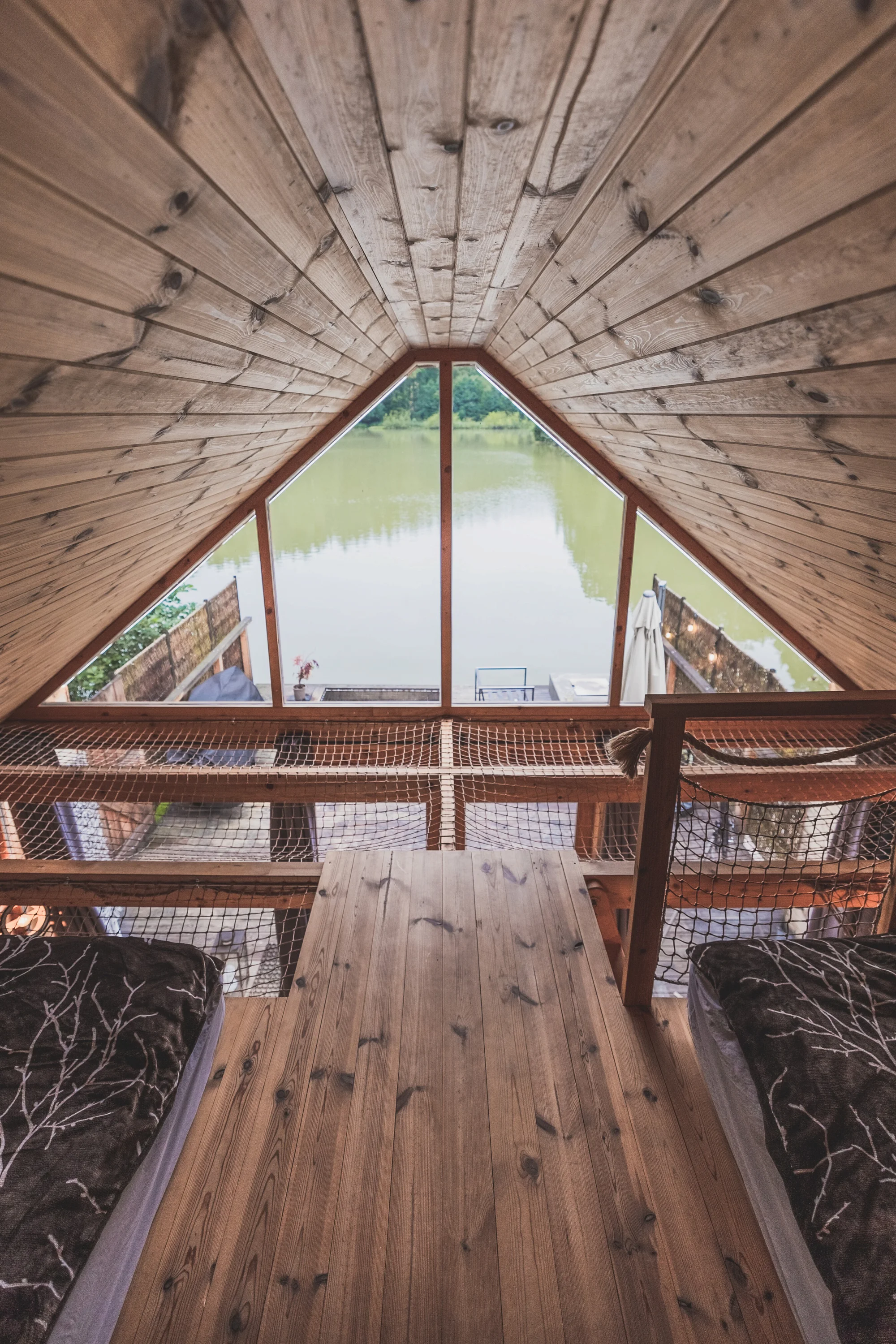 Kouzelný Lakehouse Amálka s neomezenou saunou, vířivkou i snídaňovým košem, možnost rybaření