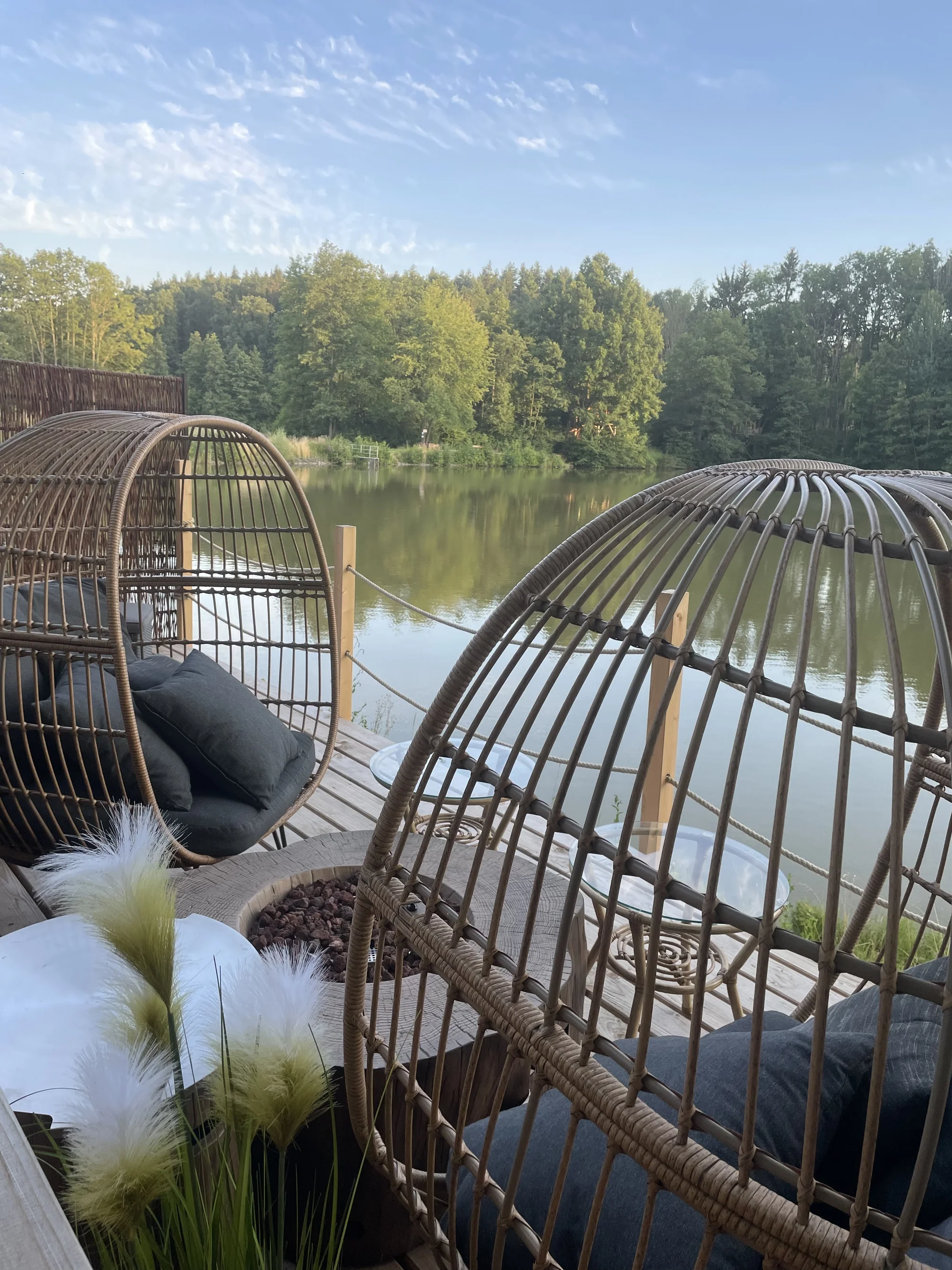 Glamping: vymazlené iglú u Prachovských skal, relax ve wellness s možností snídaňového koše