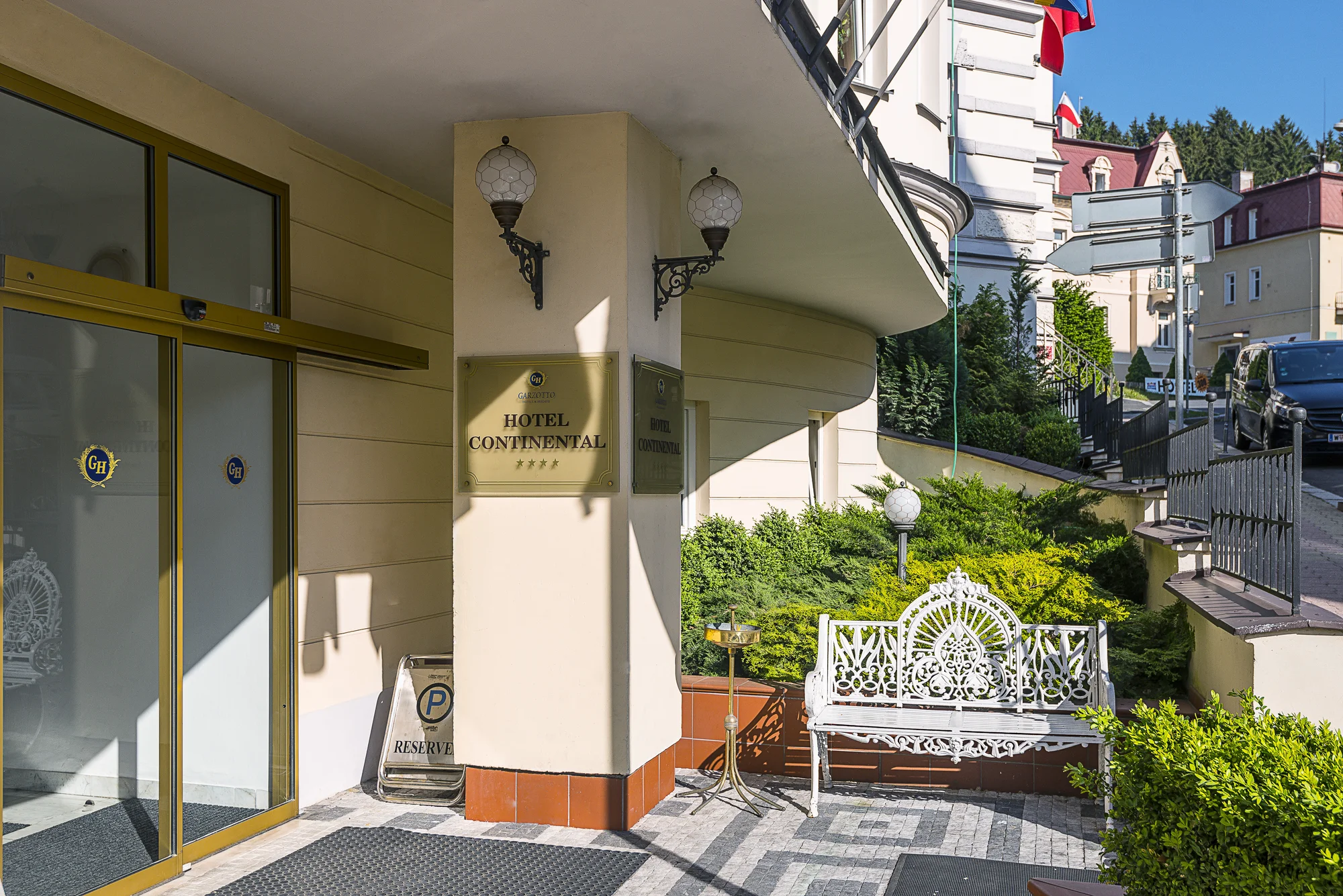 Wellness odpočinek v Mariánských Lázních: polopenze, sauna, procedury i masáž