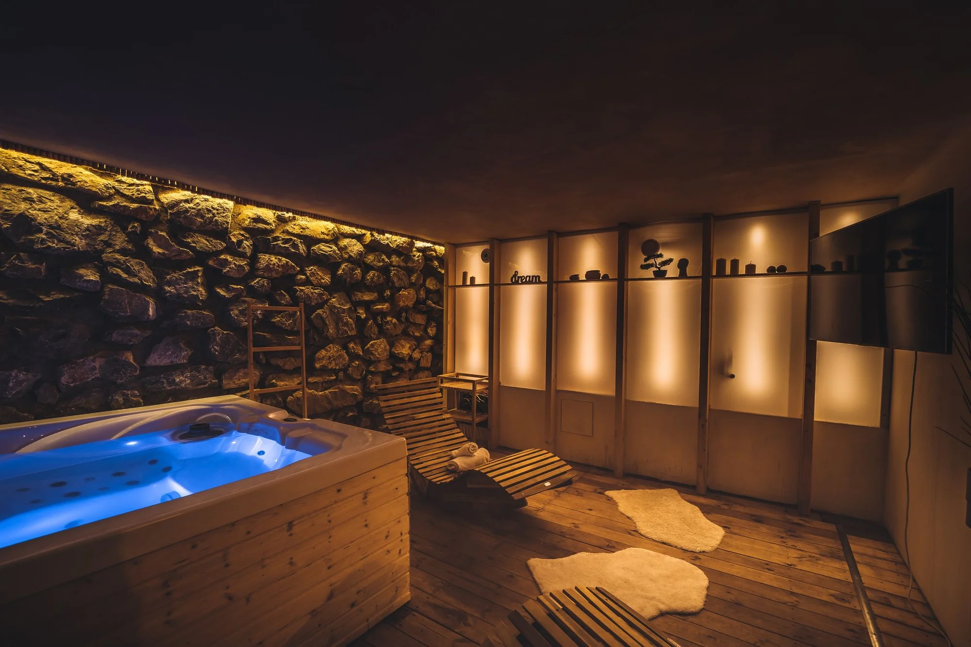 Relax v Moravském krasu: báječný pobyt i se vstupem do privátního wellness či vířivkou přímo v apartmánu