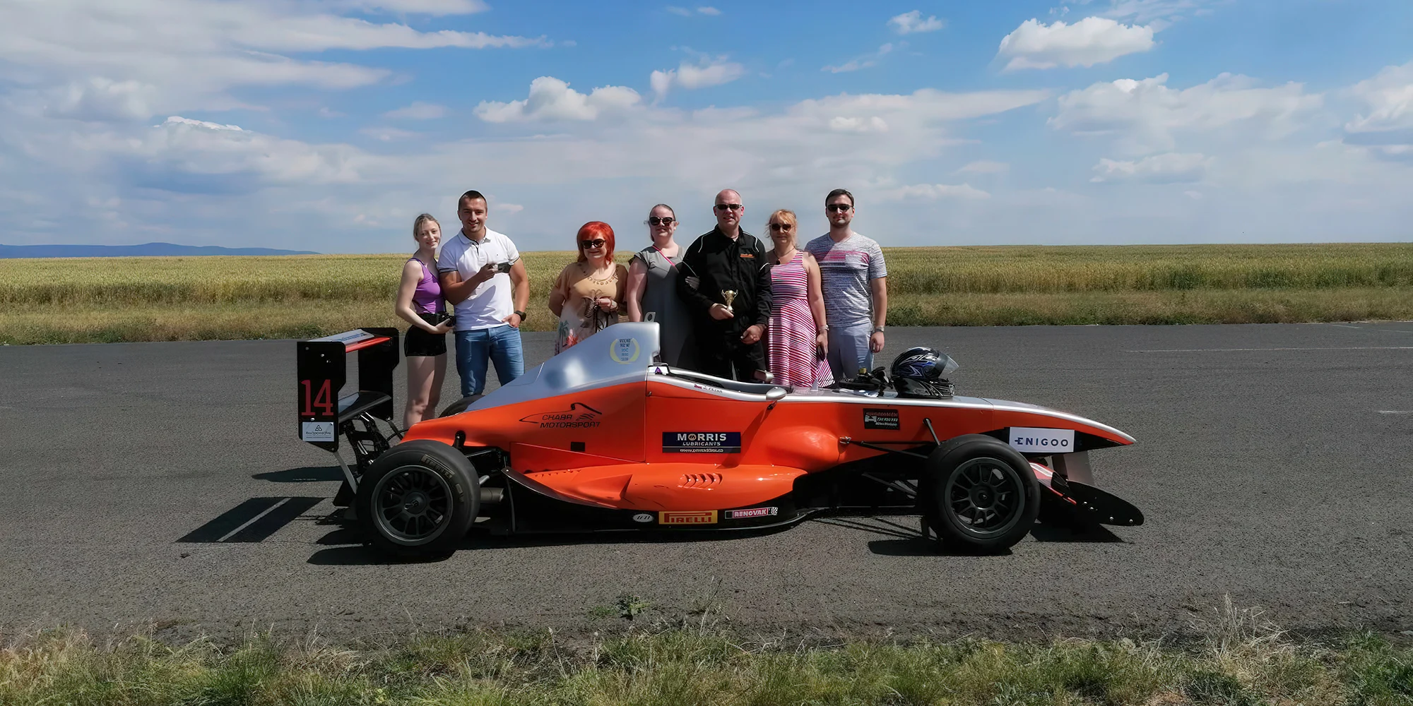 Jízda ve Formuli: usedněte do kokpitu závodního monopostu na 7 nebo 14 kol