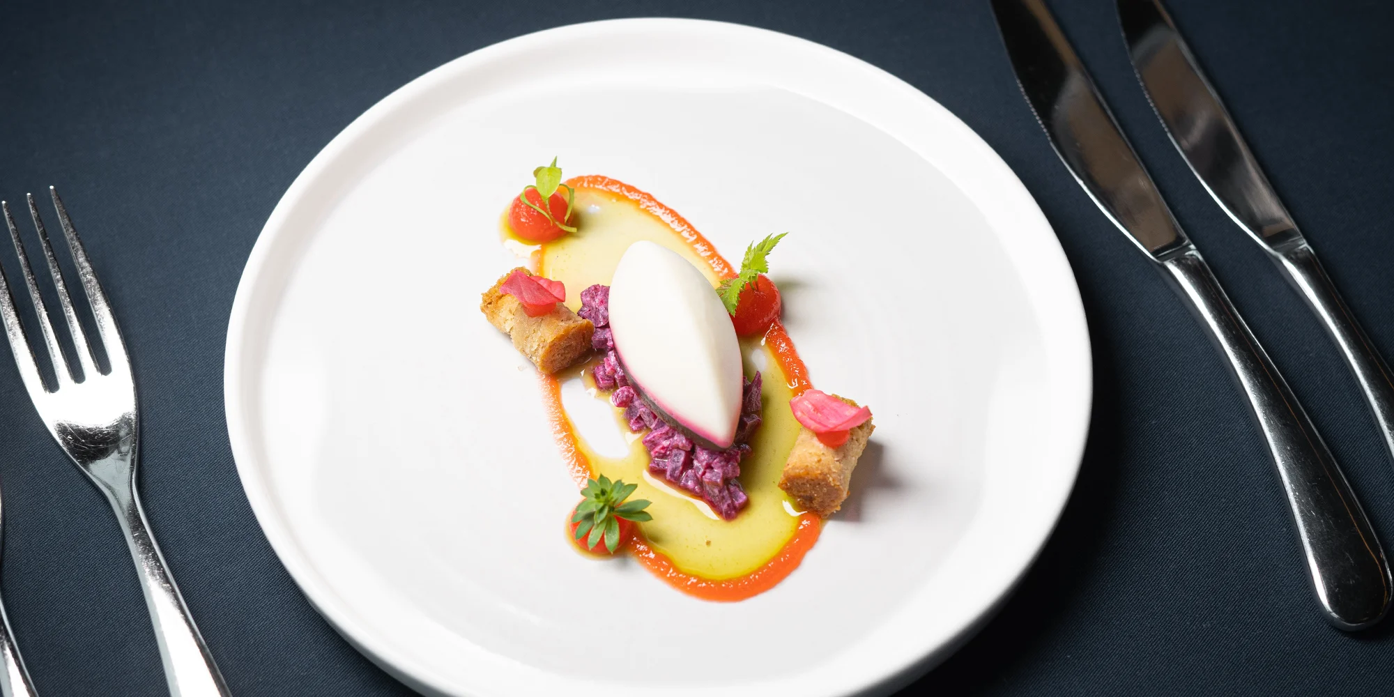 Luxusní 5chodové menu v Žižkovské věži: foie gras, siven, kachní prsa a signature cocktail