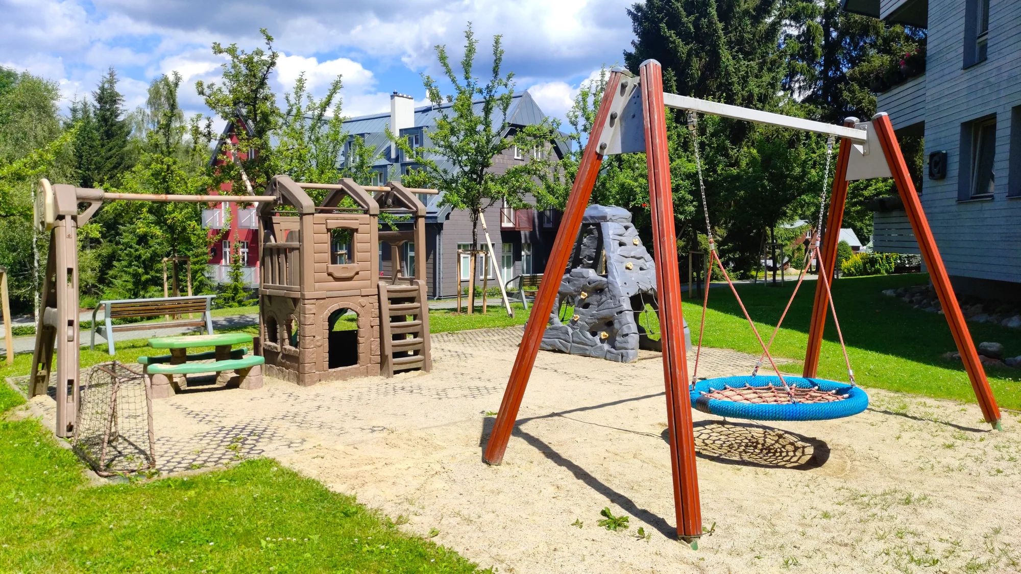 Krásné apartmány v Harrachově: bez stravy nebo se snídaní a se vstupem do saunového světa Grotta Spa