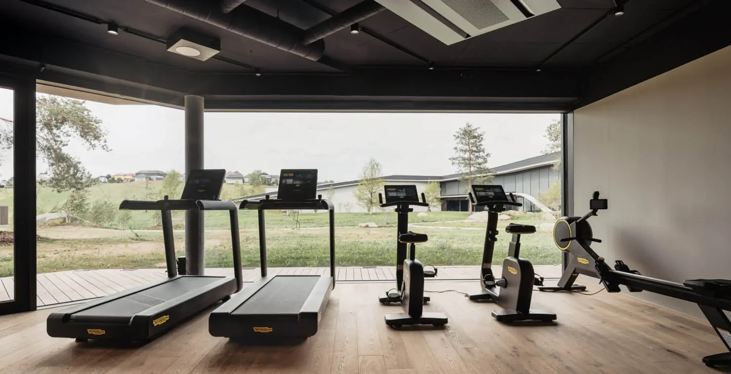 Načerpejte inspiraci a energii: luxusní hotel kousek od hranic, infinity bazén, neomezený wellness