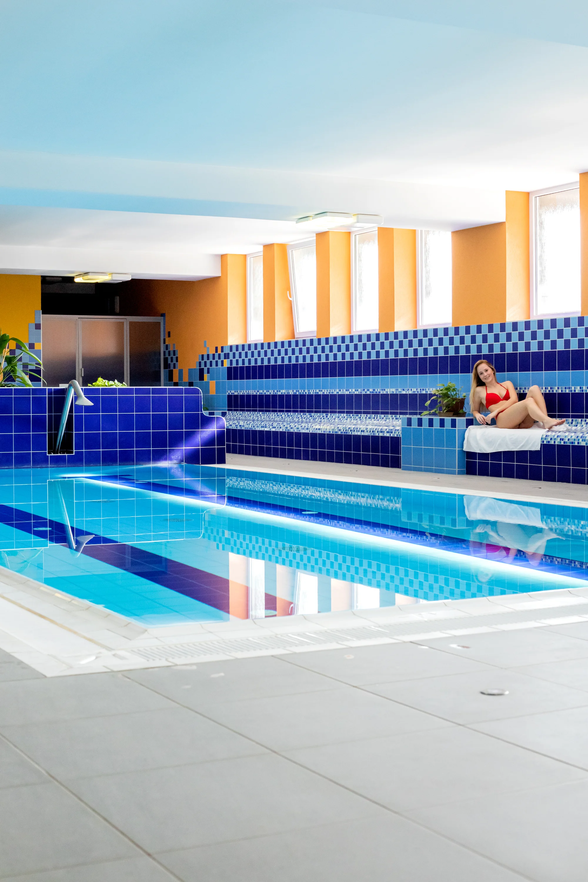 Relaxační pobyt v Rožnově pod Radhoštěm: snídaně i polopenze, sauna a bazény, masáž i koupel