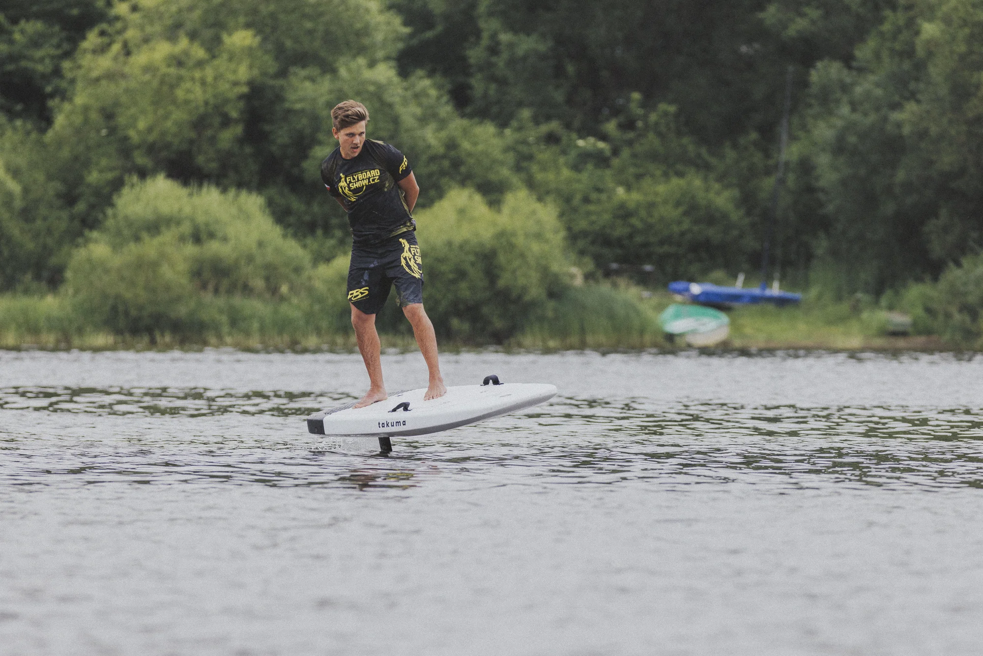 Adrenalin na vodě: mix netradičních vodních sportů s FlyboardShow
