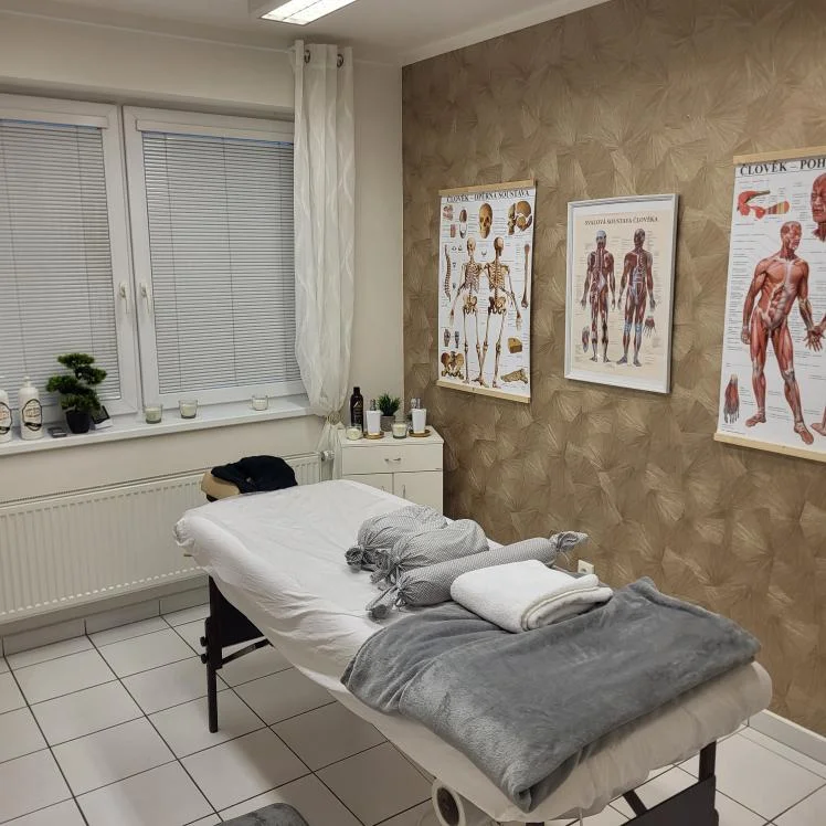 Pro dobrou náladu i úlevu od bolesti: relaxační masáž nohou, zad i celého těla