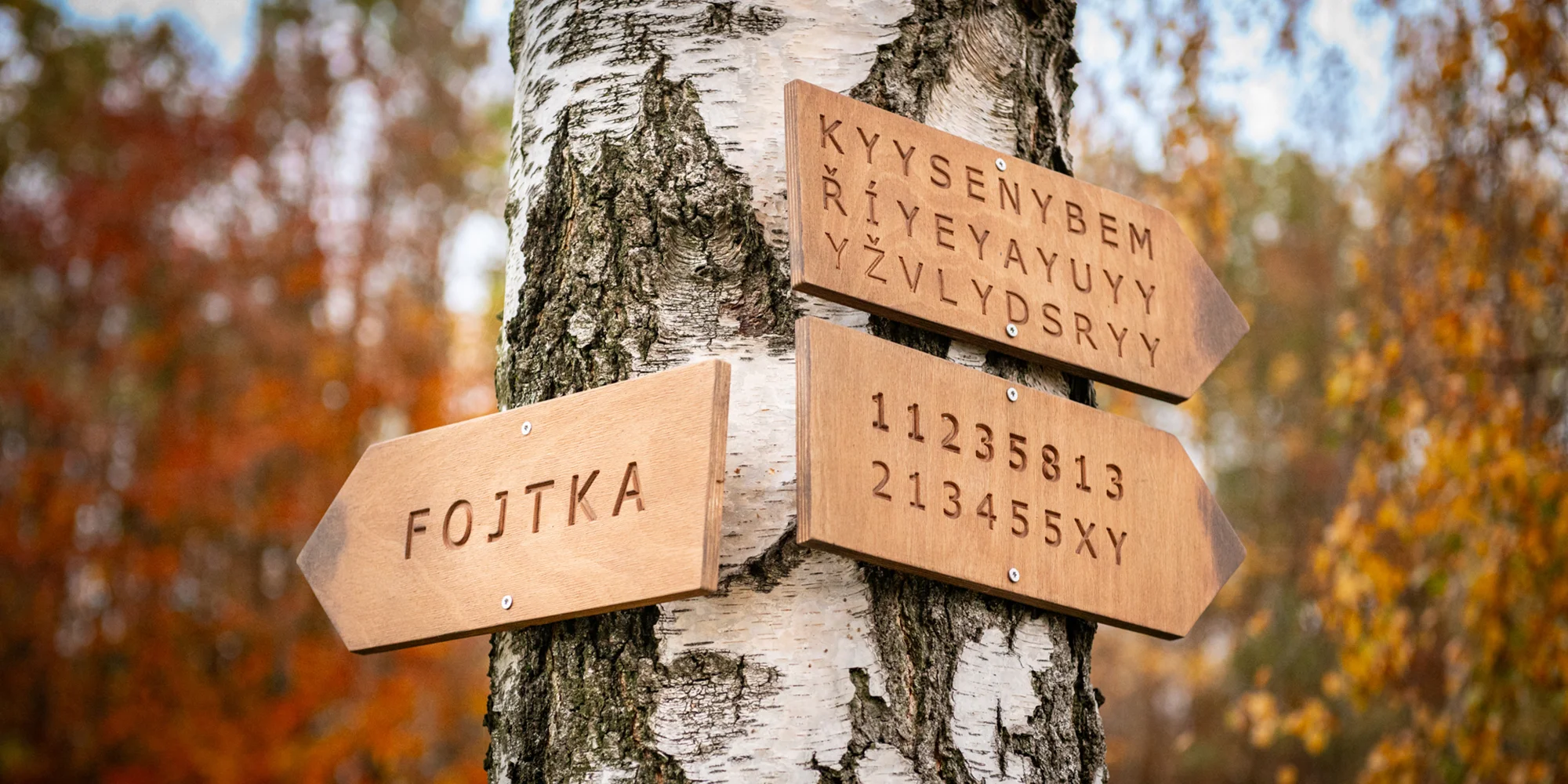 Venkovní mobilní úniková hra plná hádanek a úkolů na golfovém hřišti: 1-6 hráčů