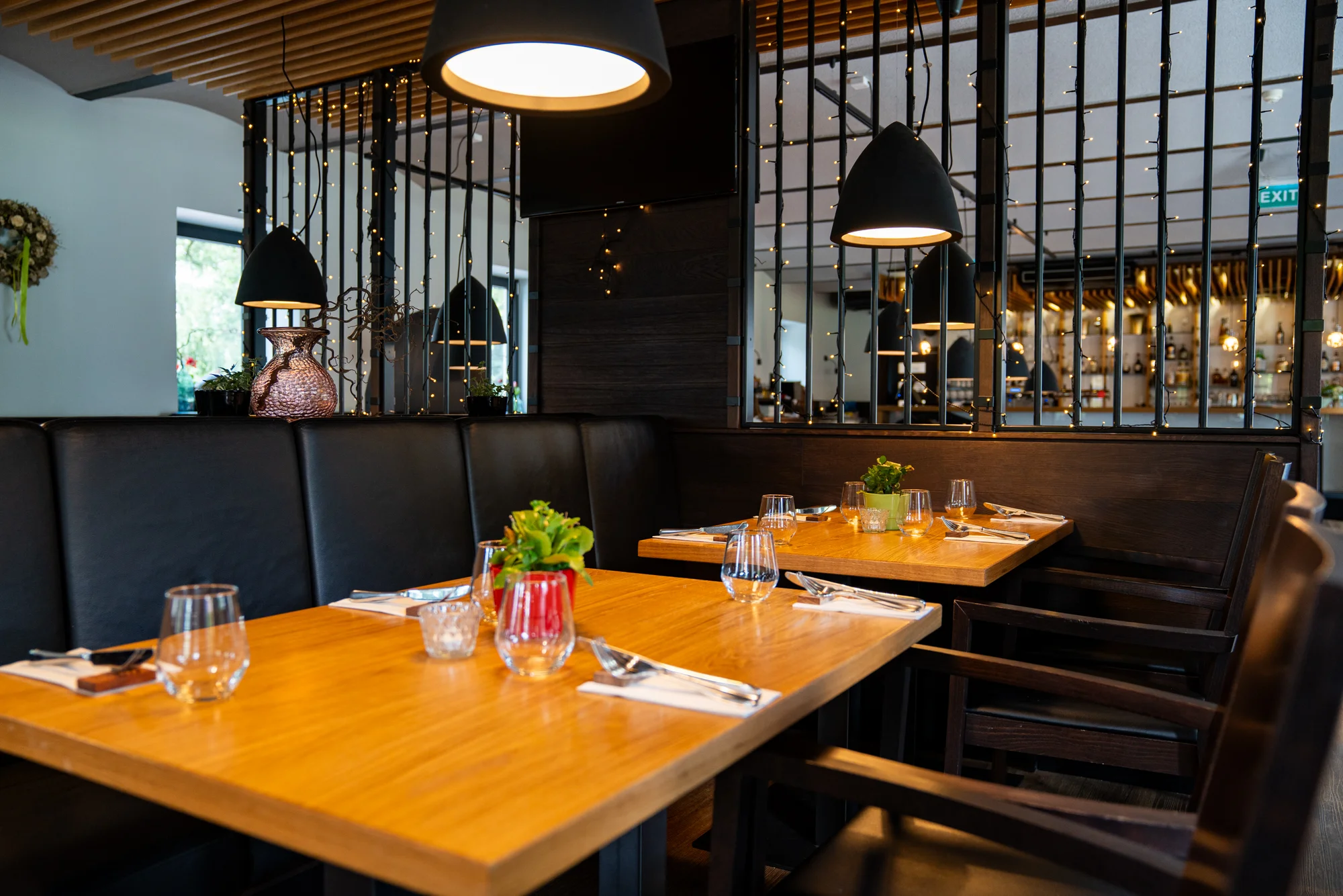 Voucher na 500–2 000 Kč na cokoliv v zámecké restauraci Konírna