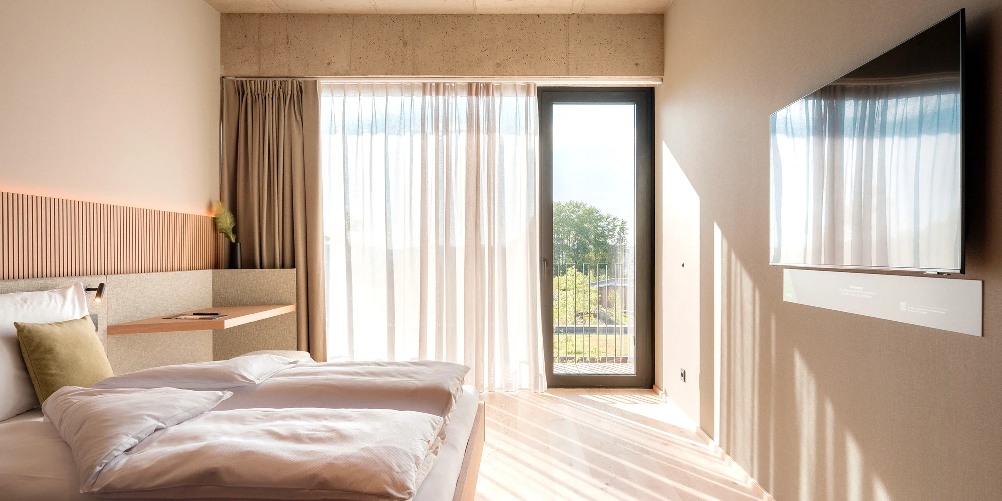Načerpejte inspiraci a energii: luxusní hotel kousek od hranic, infinity bazén, neomezený wellness